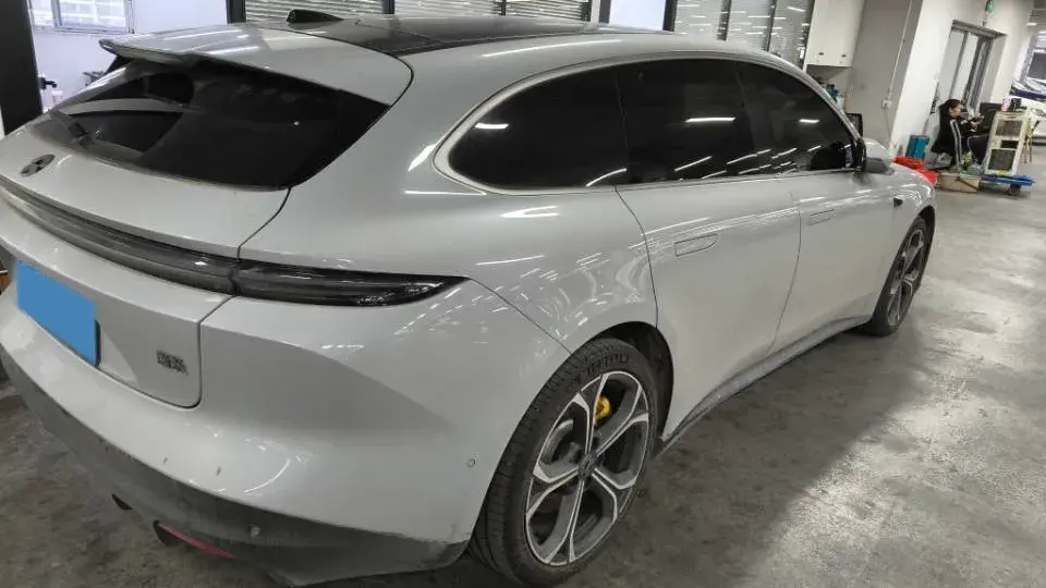 2024 NIO ET5T thumbnail 3