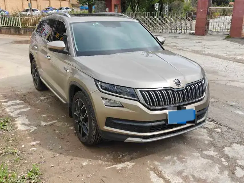 2019 SKODA KODIAK thumbnail 3
