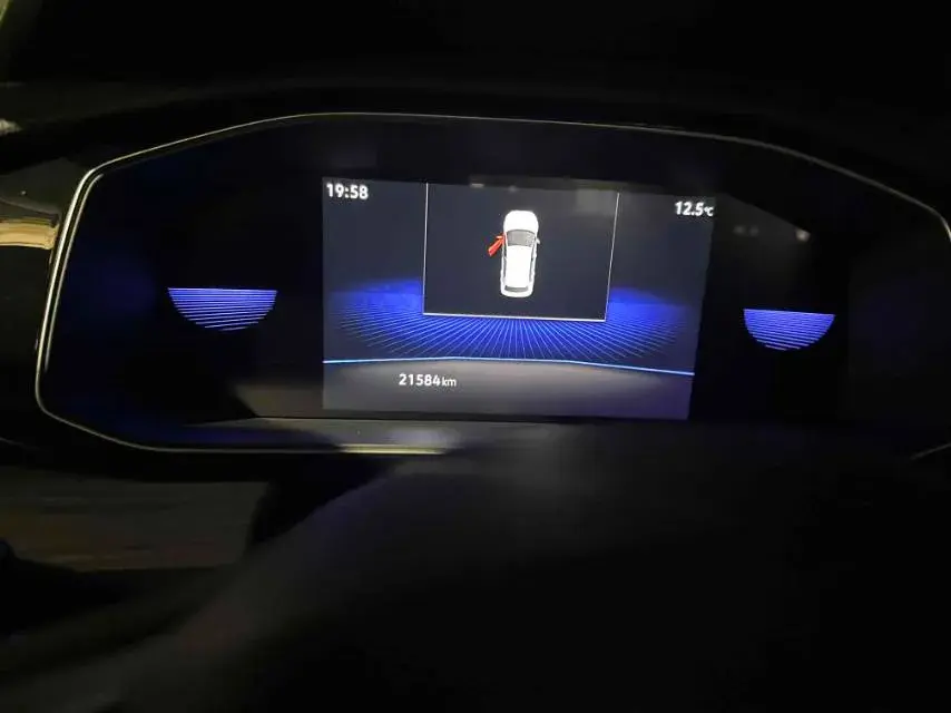 2023 VOLKSWAGEN SAGITAR thumbnail 4