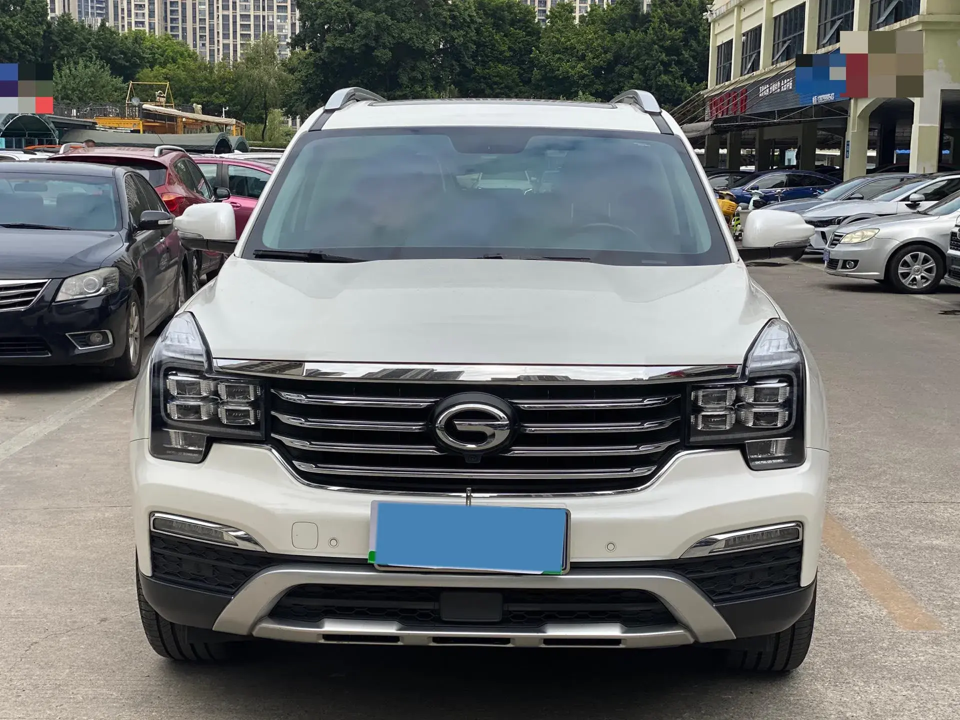 2017 GAC TRUMPCHI thumbnail 2