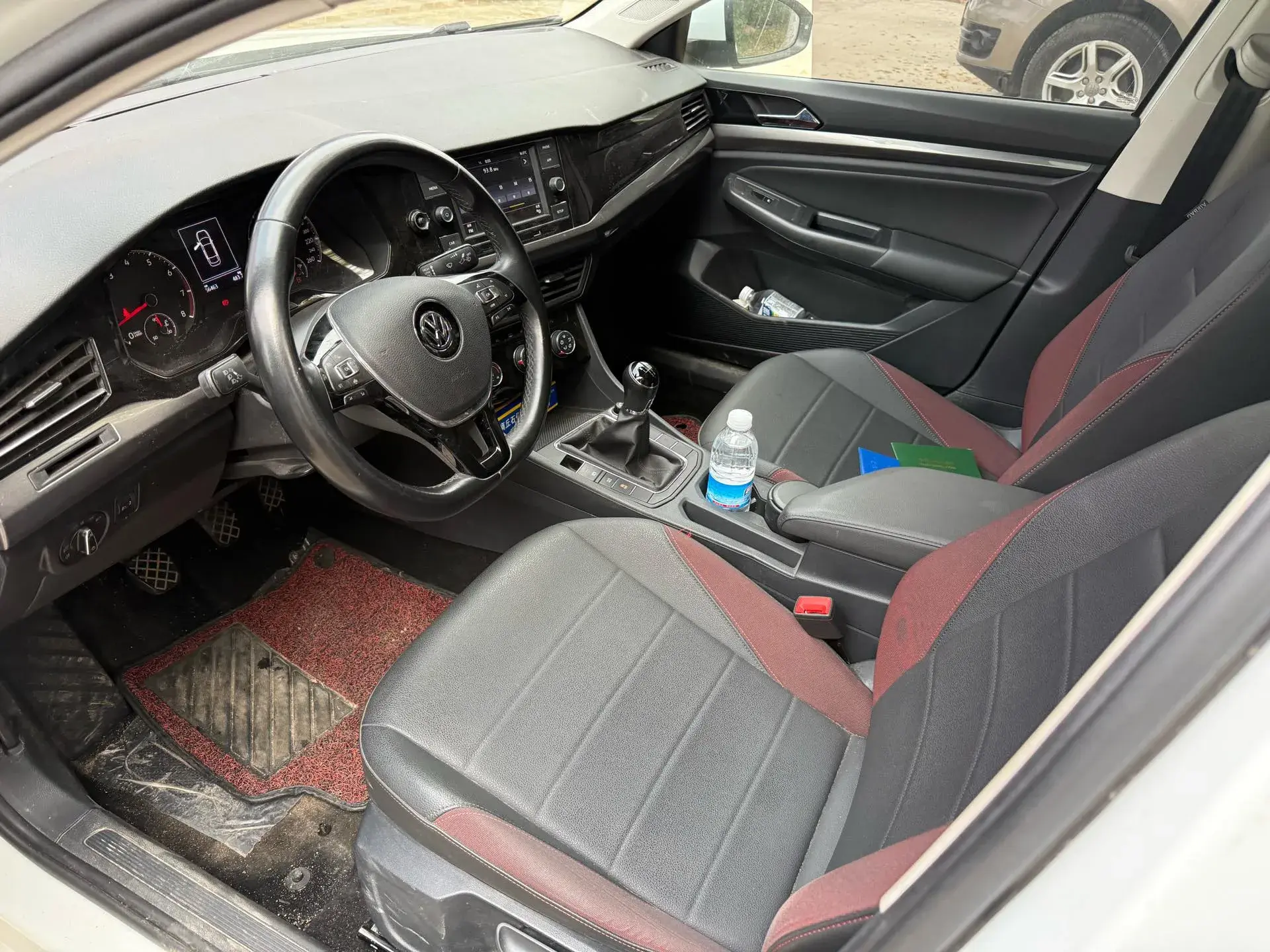 2019 VOLKSWAGEN BORA thumbnail 3