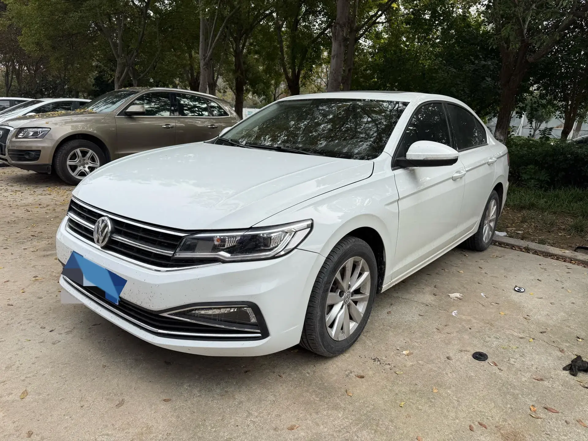 2019 VOLKSWAGEN BORA view 1