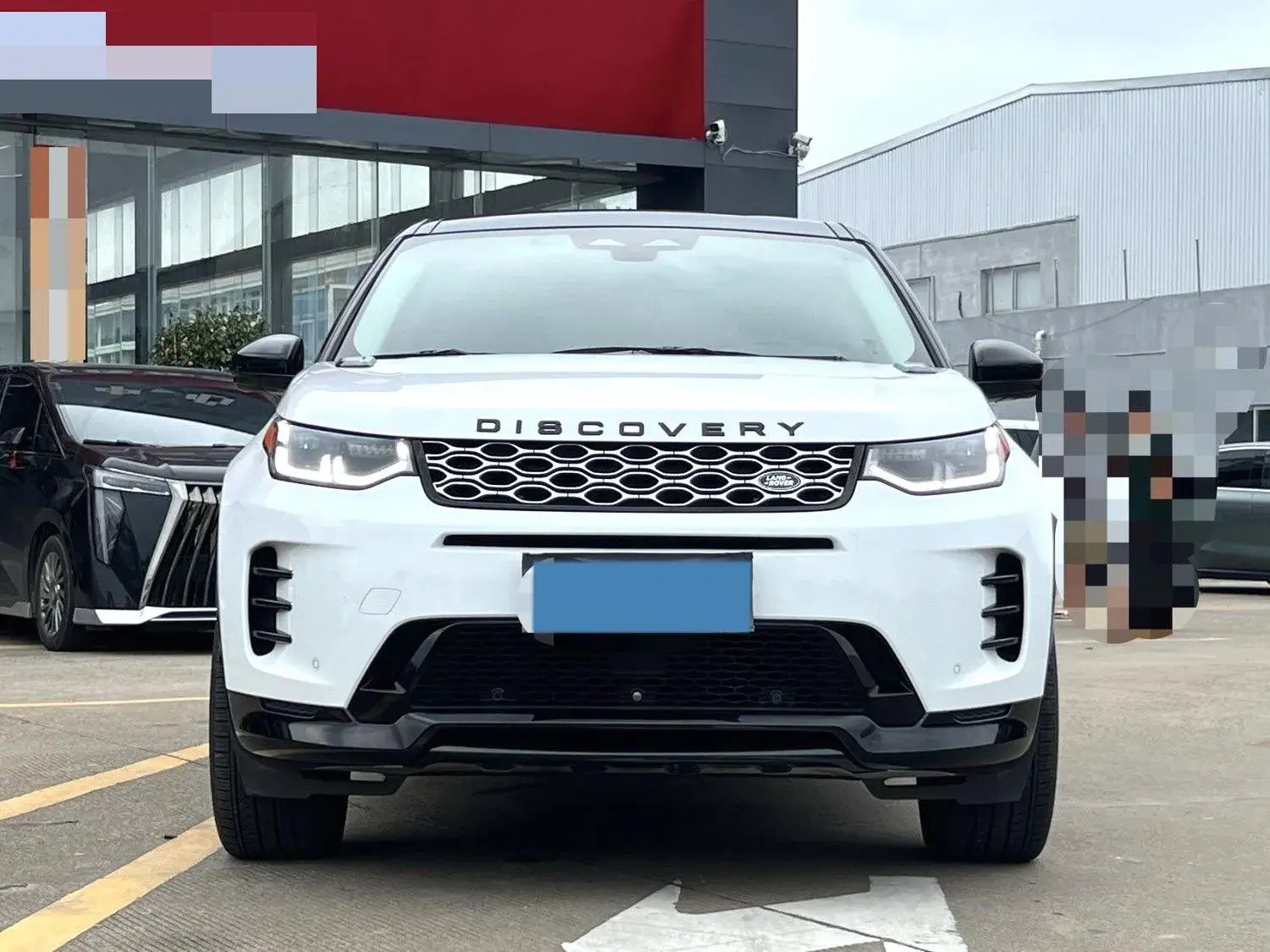 2024 LAND ROVER thumbnail 2