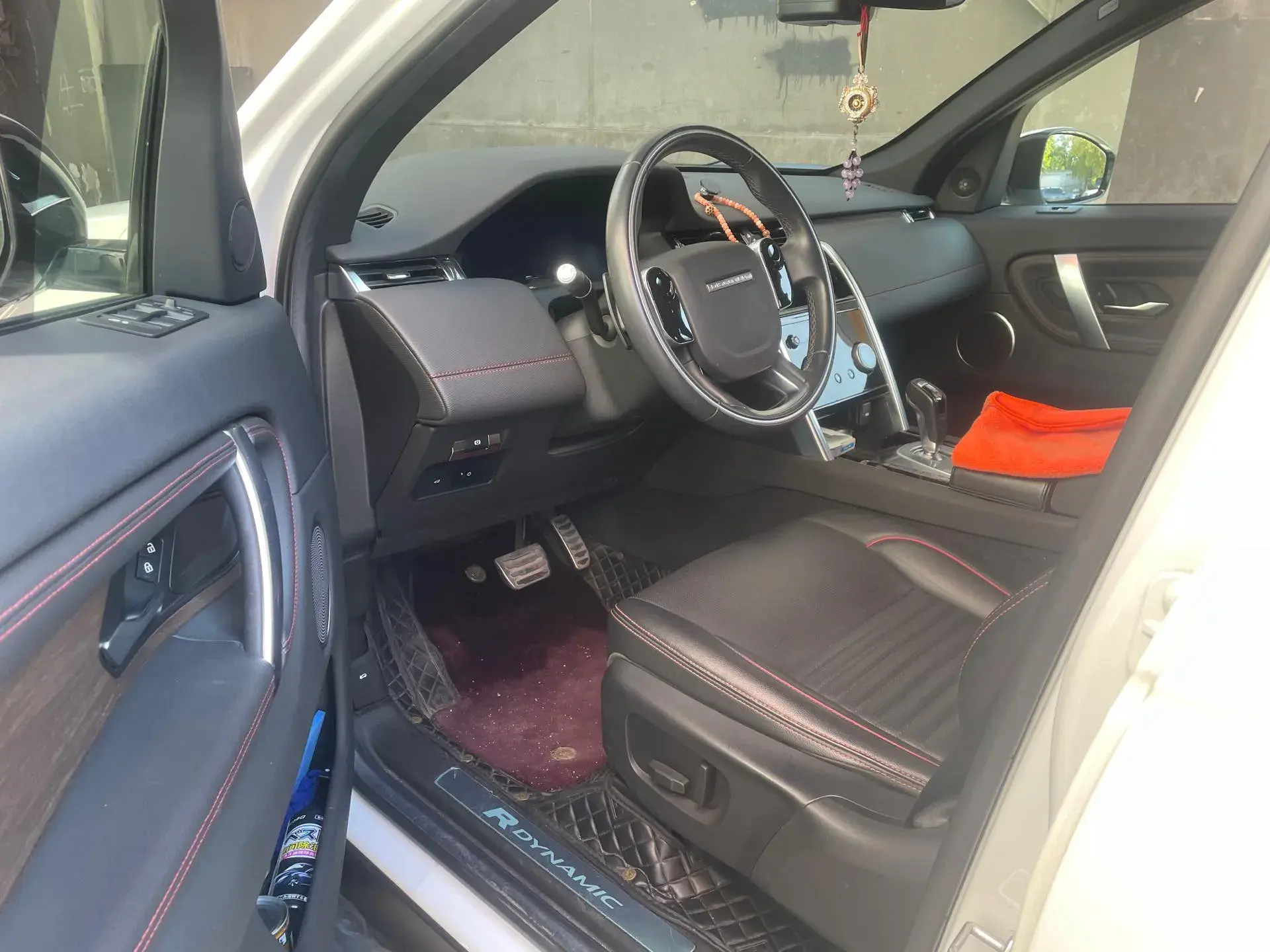 2022 LAND ROVER thumbnail 4