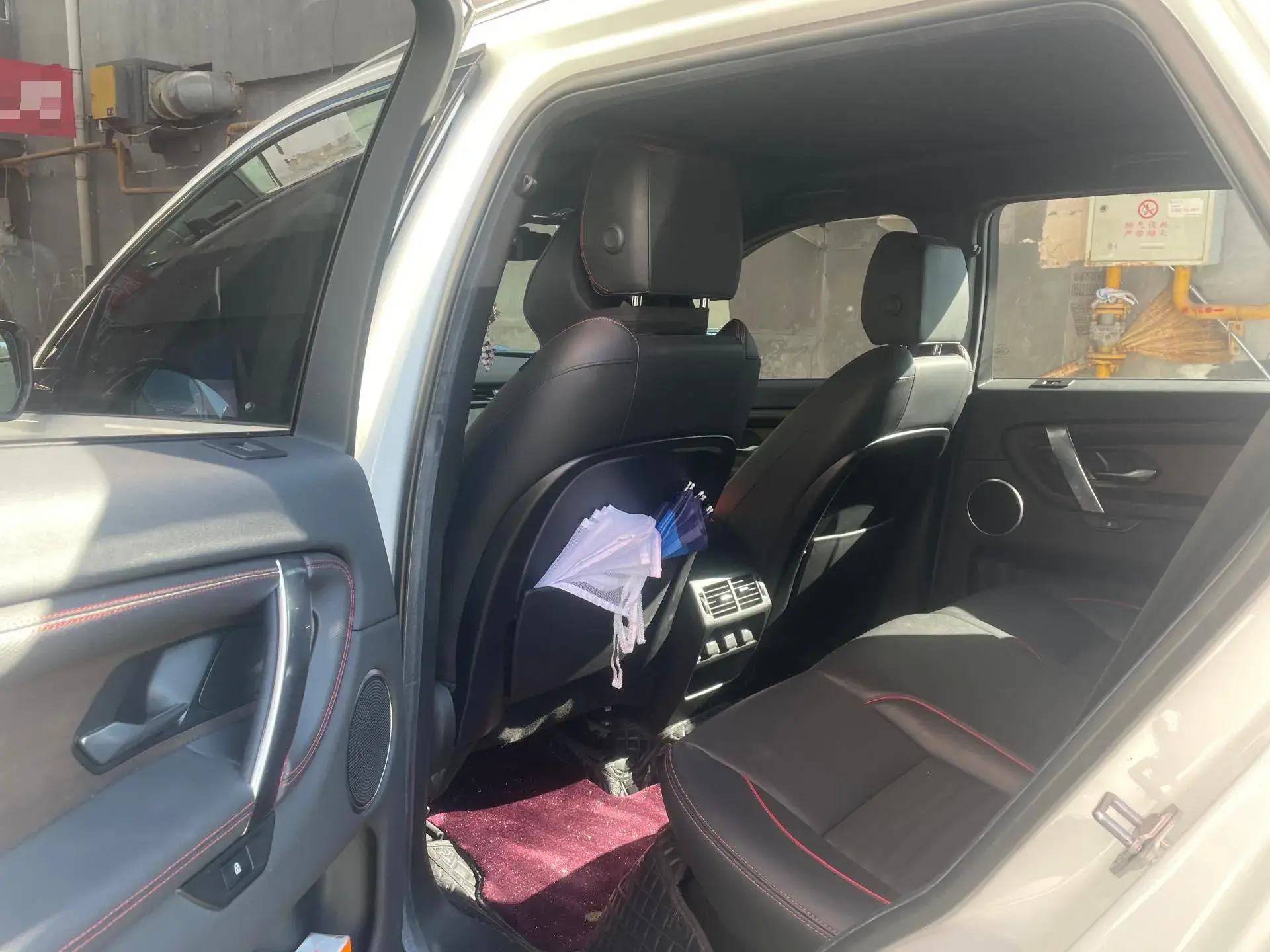 2022 LAND ROVER thumbnail 2