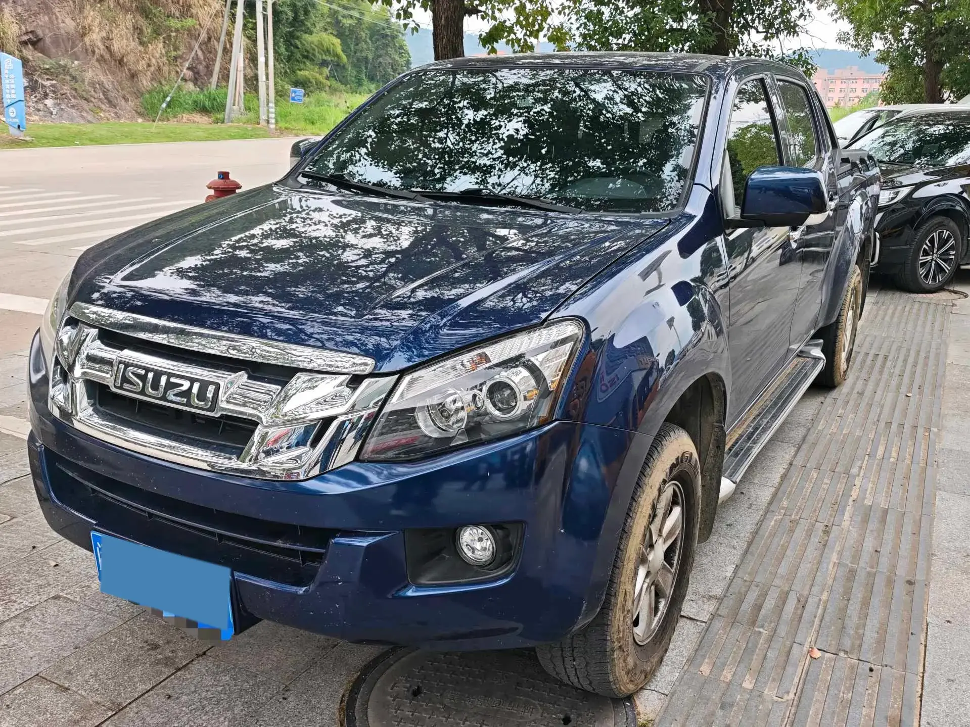 2020 ISUZU LINGTUO view 1