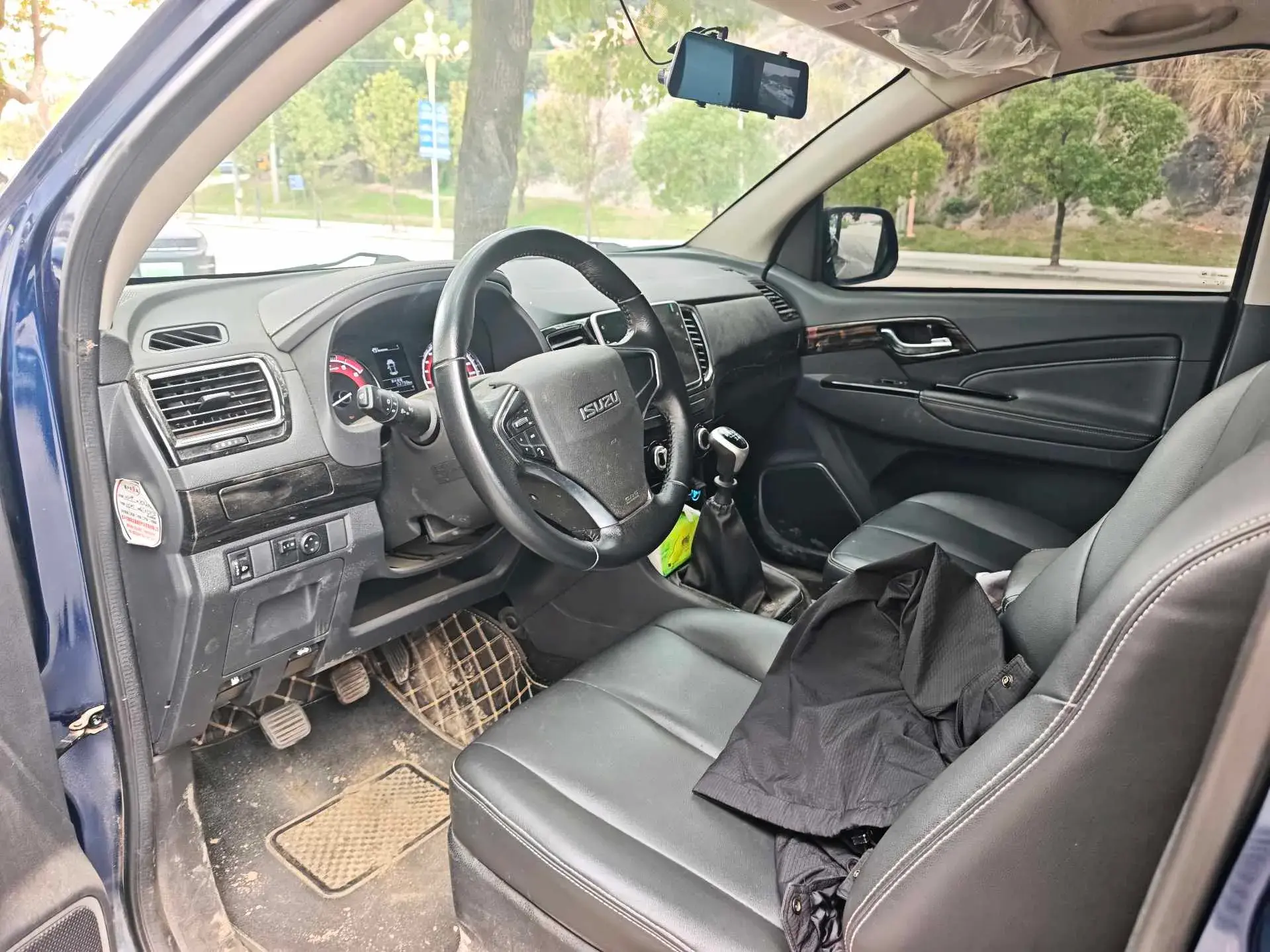 2020 ISUZU LINGTUO thumbnail 3