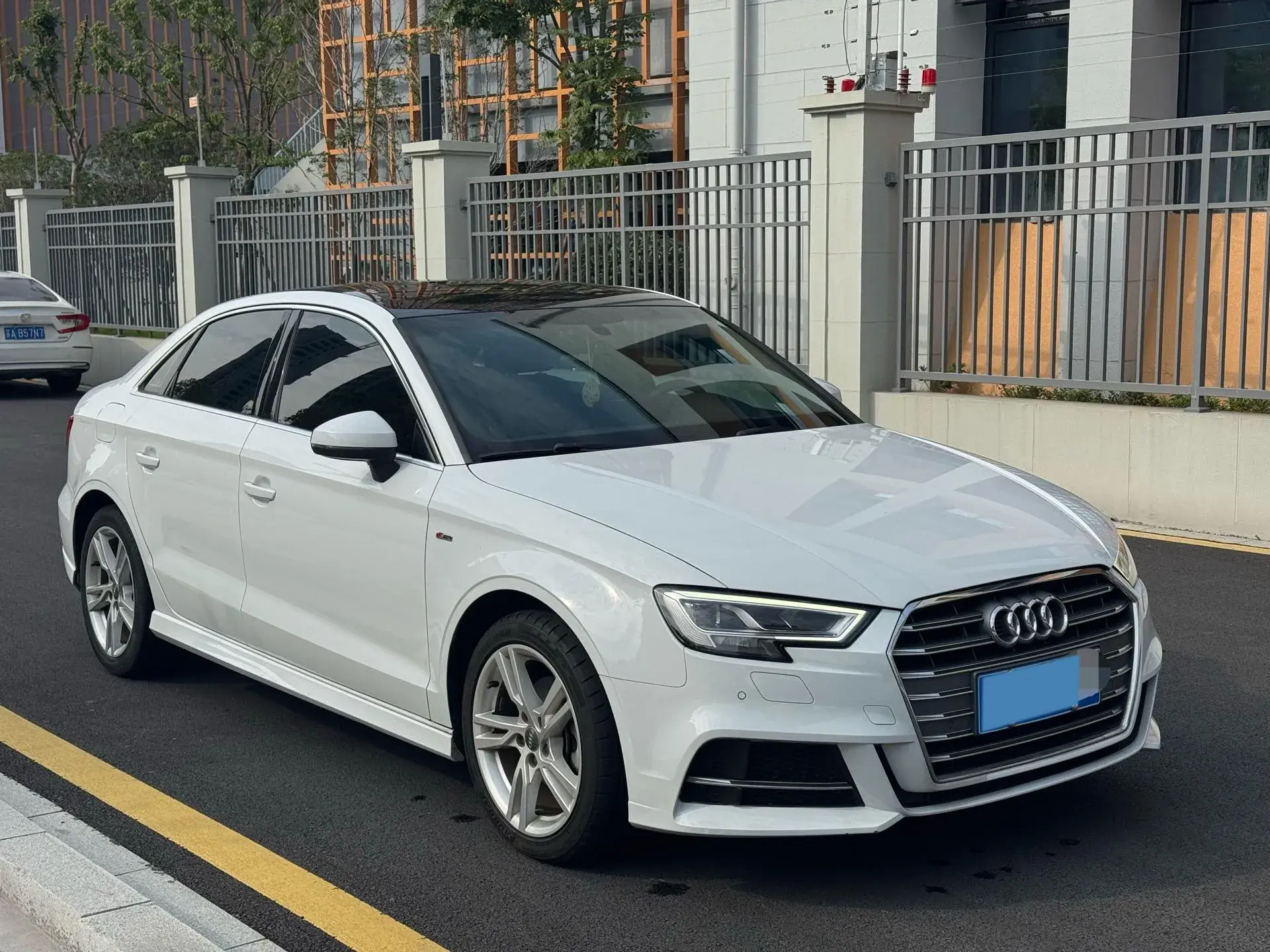 2019 AUDI A3 thumbnail 3