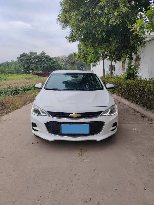 2016 CHEVROLET CAVALIER thumbnail 2