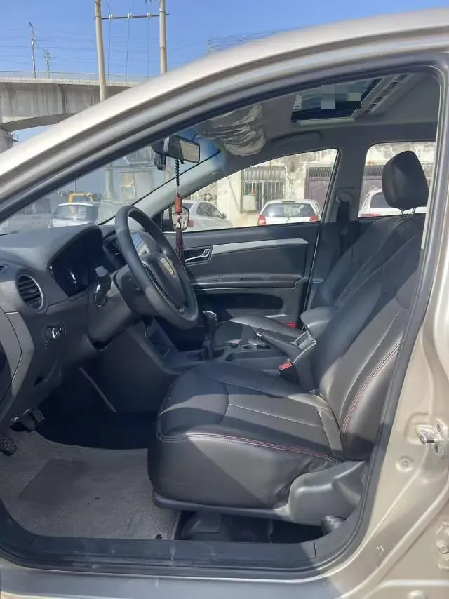 2015 Roewe 350 1.5L 109HP L4 5MT,autocango,china used car exporter,china ev exporter,chinese used car exporter,chinese used ev exporter