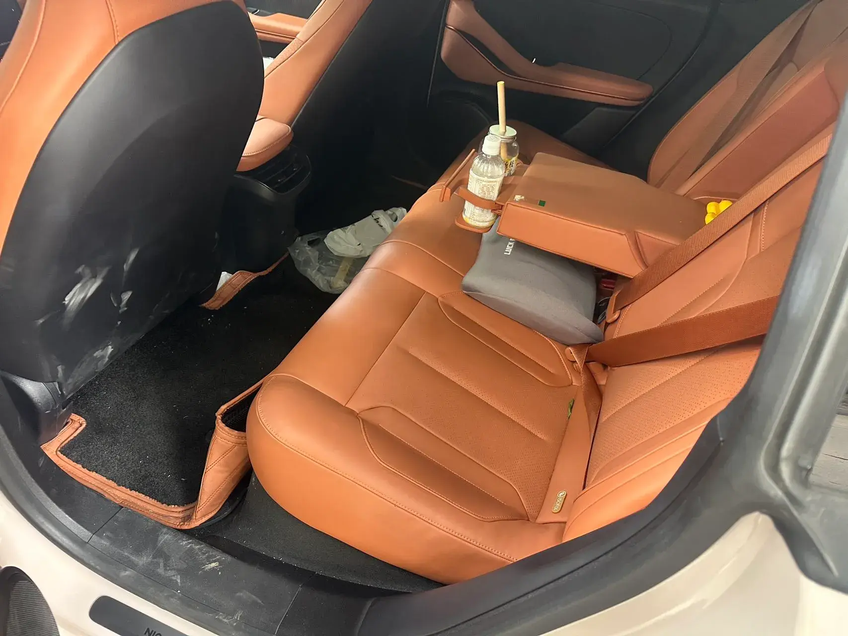 2023 NIO ET5T thumbnail 4