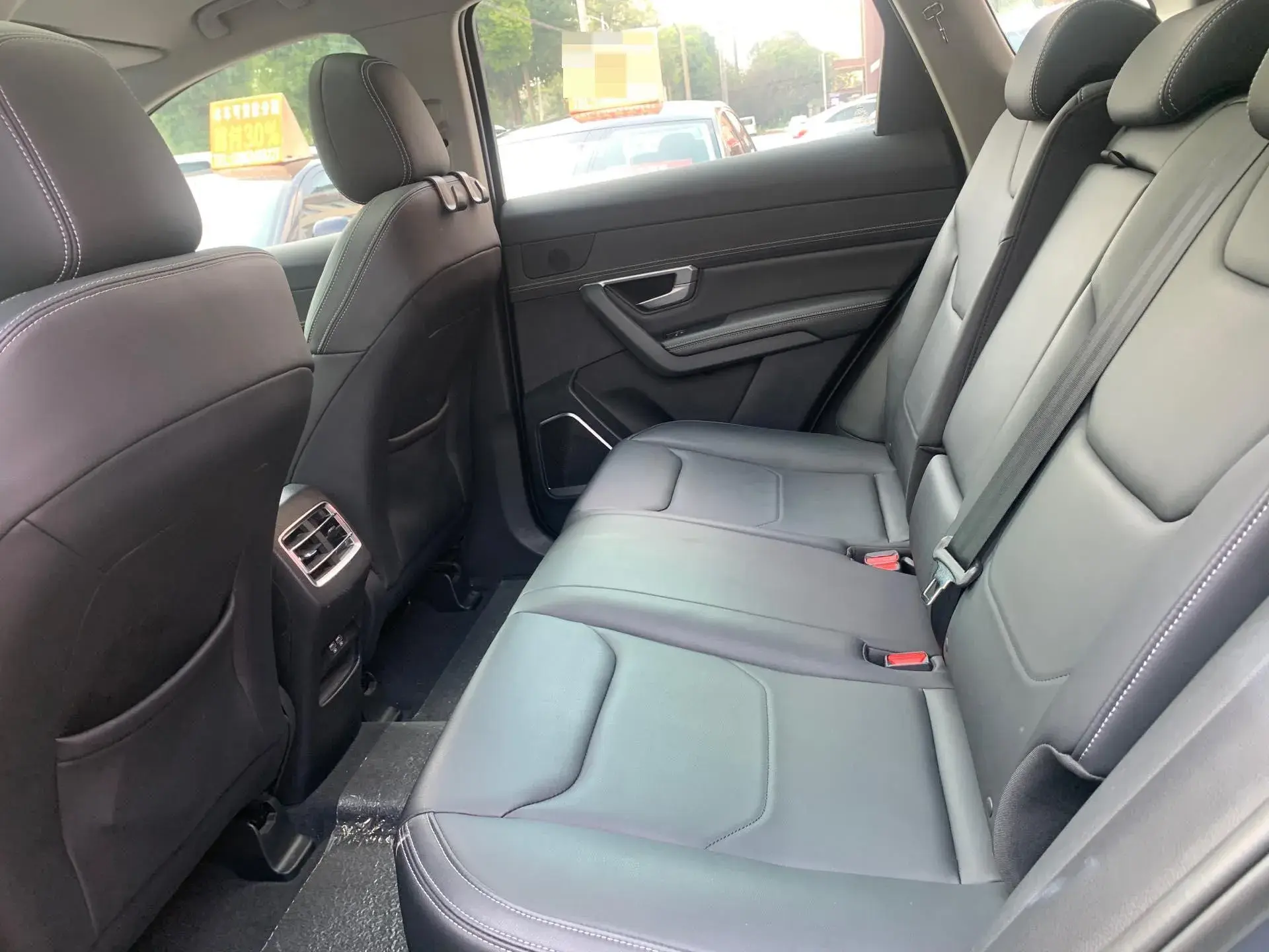 2019 BYD SONG thumbnail 4