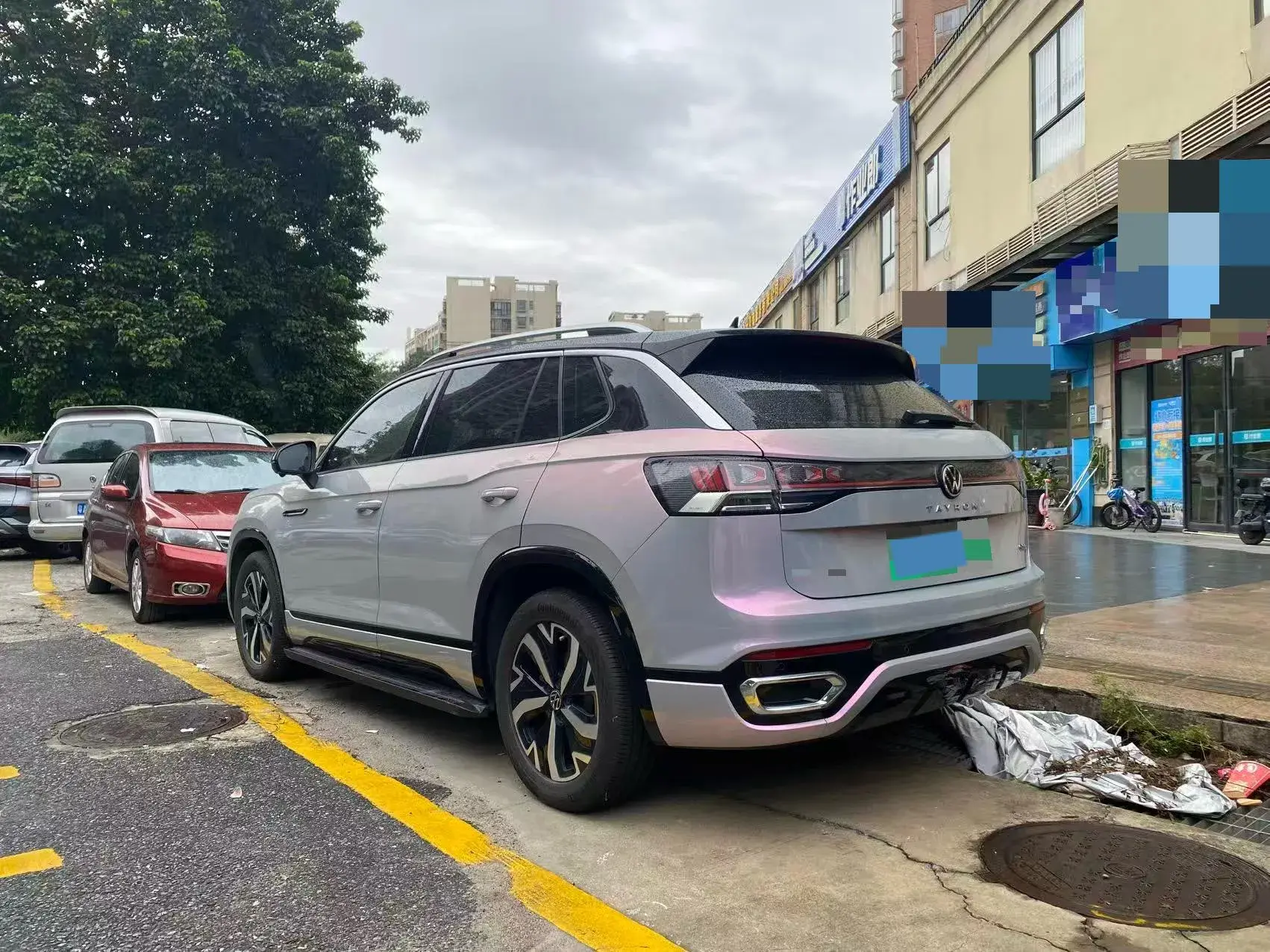 2023 VOLKSWAGEN TAYRON thumbnail 2