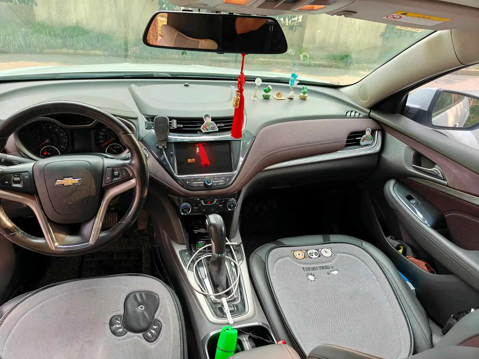 2018 CHEVROLET MALIBU thumbnail 2