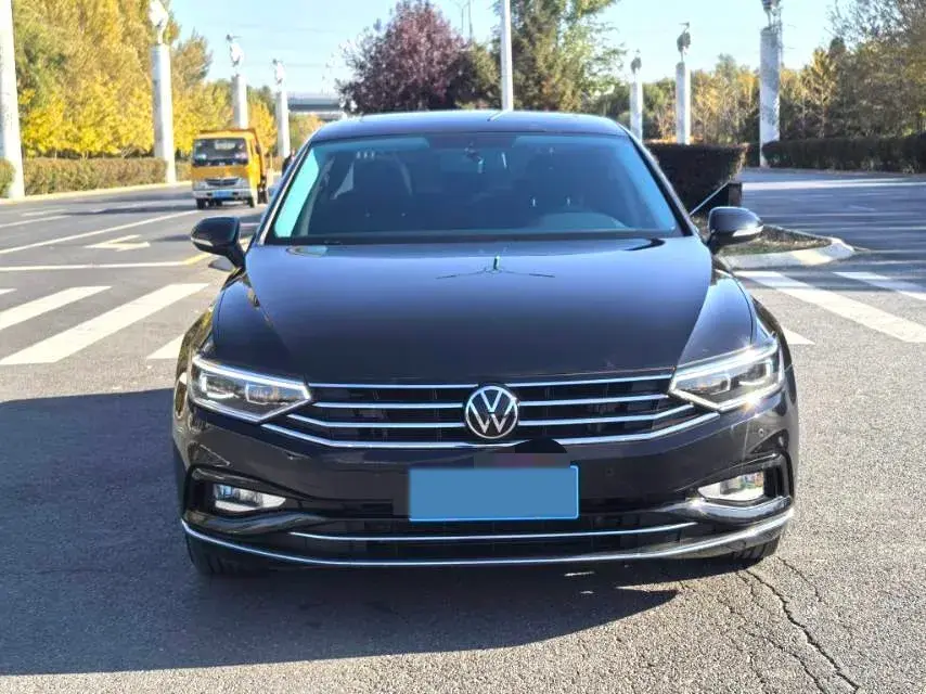 2020 VOLKSWAGEN MAGOTAN thumbnail 2