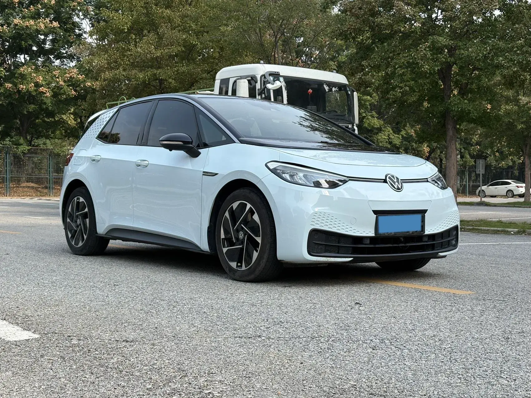 2022 VOLKSWAGEN ID.3 thumbnail 3