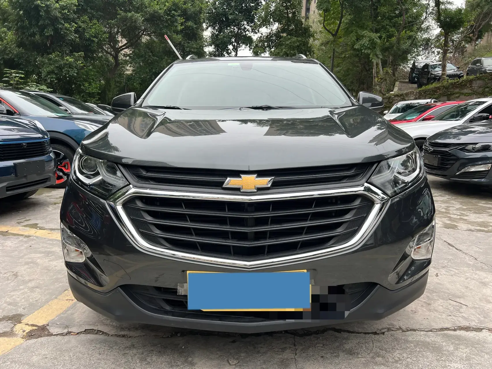 2019 CHEVROLET EQUINOX thumbnail 2