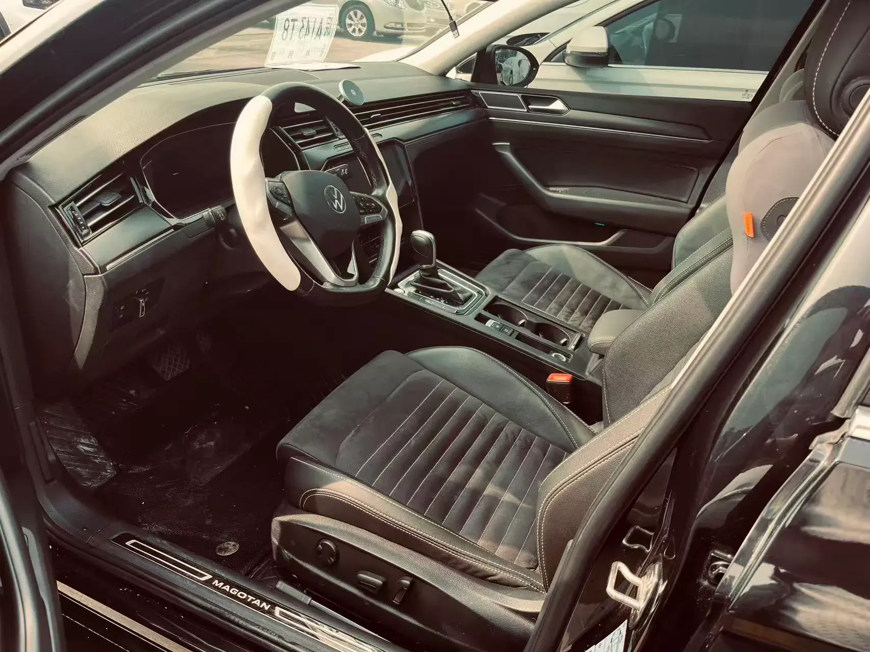 2020 VOLKSWAGEN MAGOTAN thumbnail 2