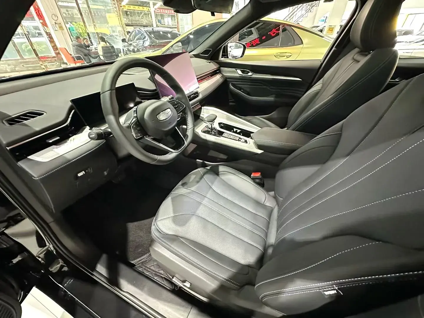 2025 GEELY PREFACE thumbnail 4