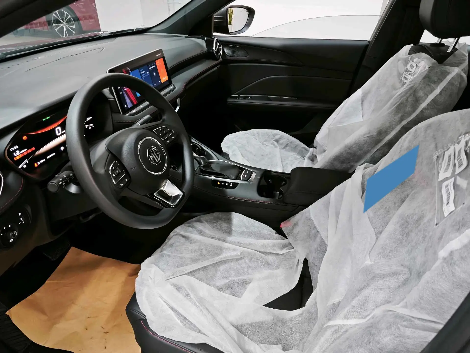 2025 MG 5 thumbnail 4