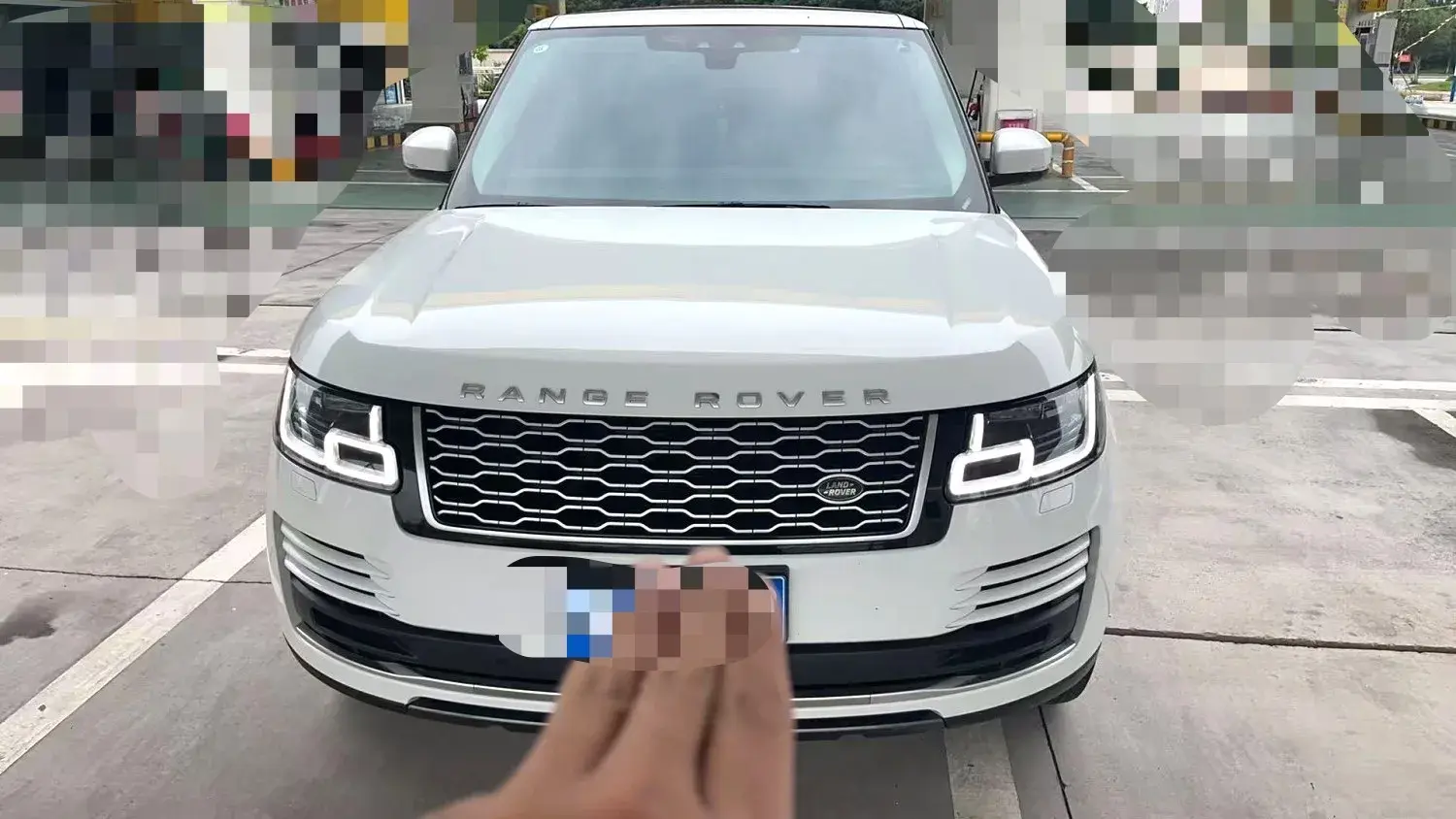 2019 LAND ROVER thumbnail 2