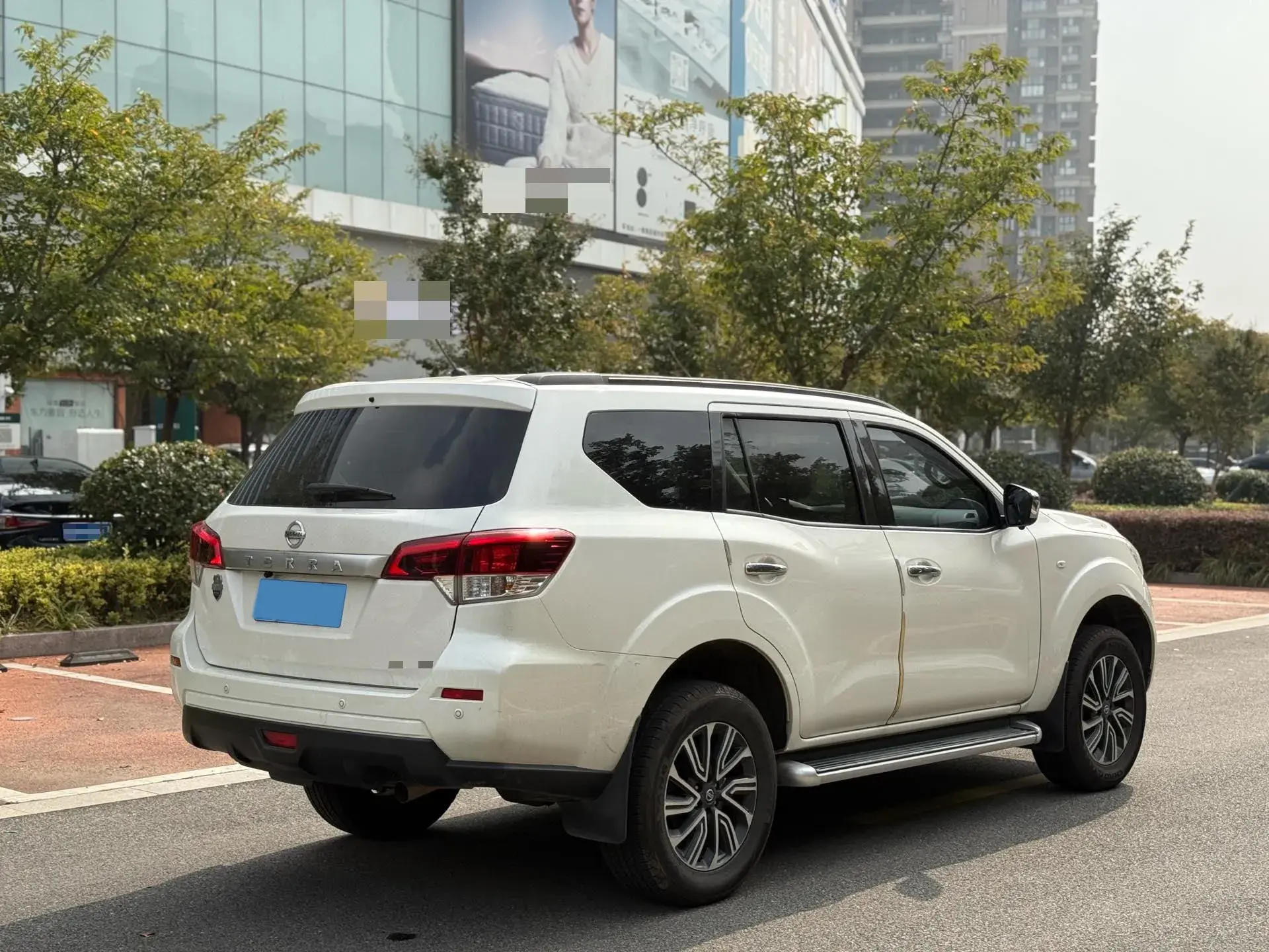 2020 NISSAN TERRA thumbnail 2