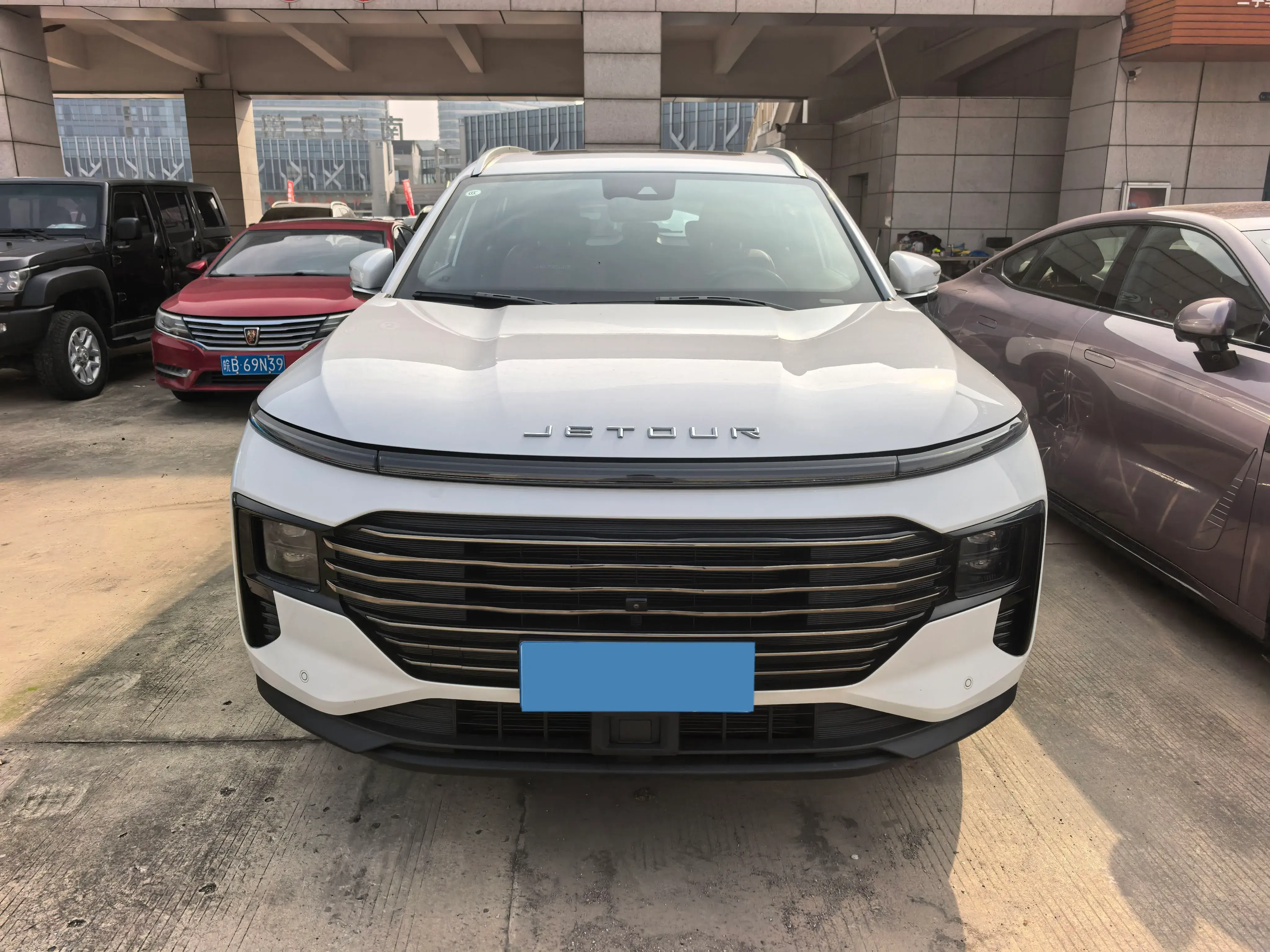 2025 JETOUR X70 thumbnail 2