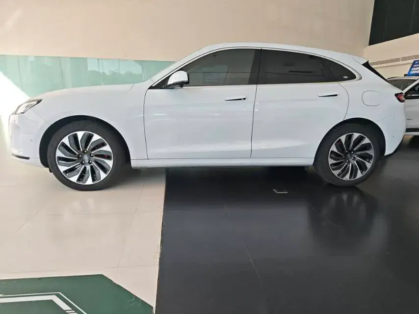 2022 AITO AITO thumbnail 2