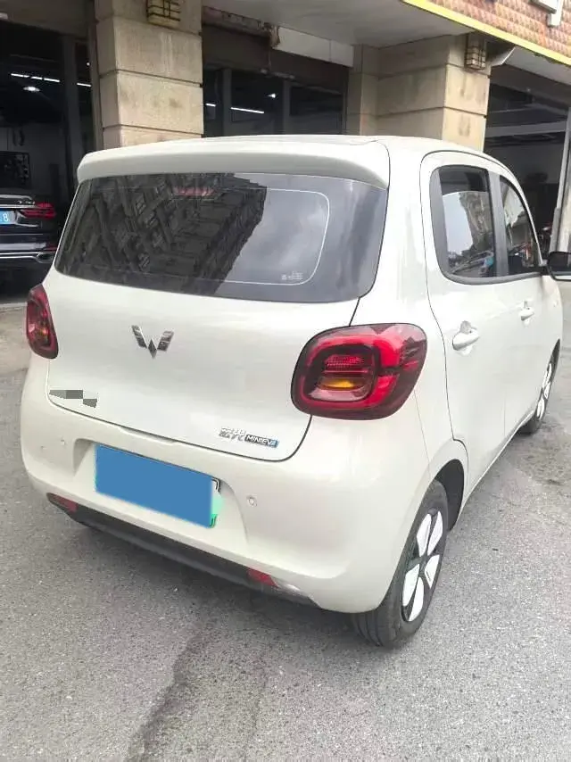 2025 WULING ZHIGUANG thumbnail 2