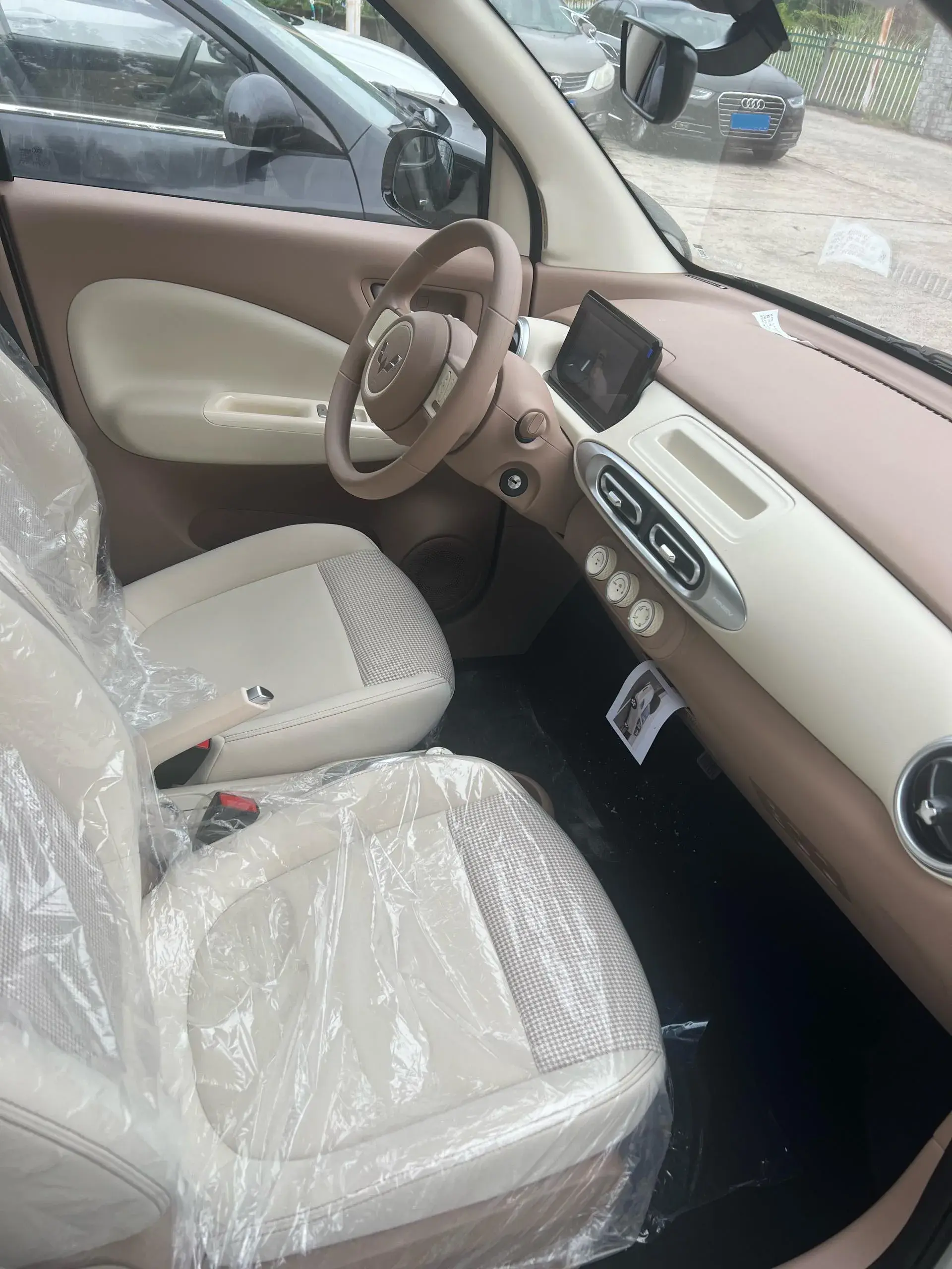 2025 WULING HONGGUANG thumbnail 4