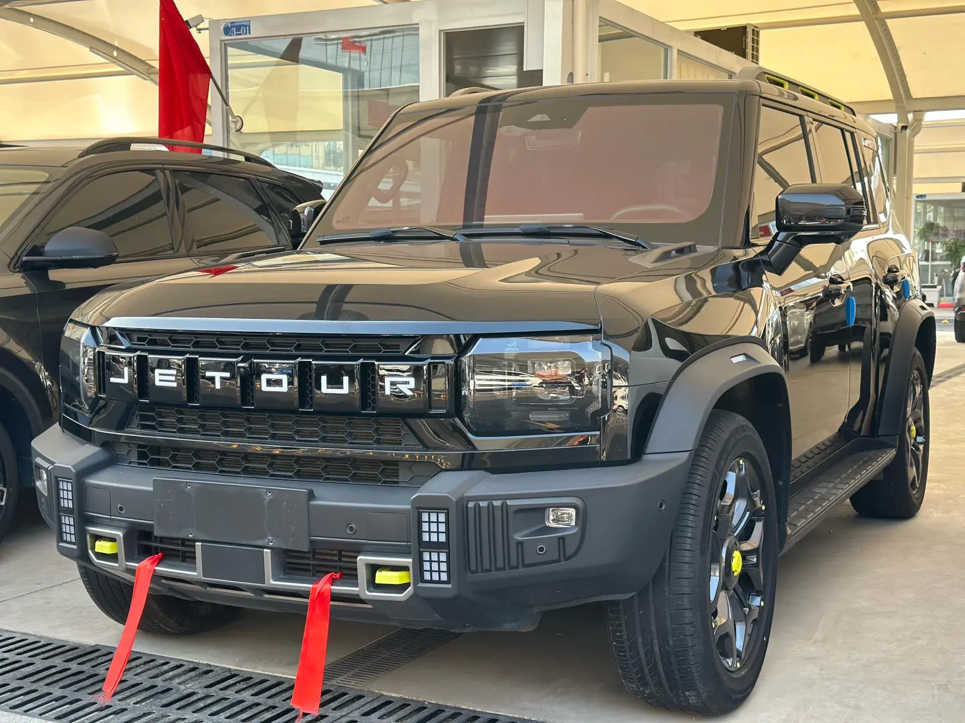 2023 JETOUR TRAVELLER view 1