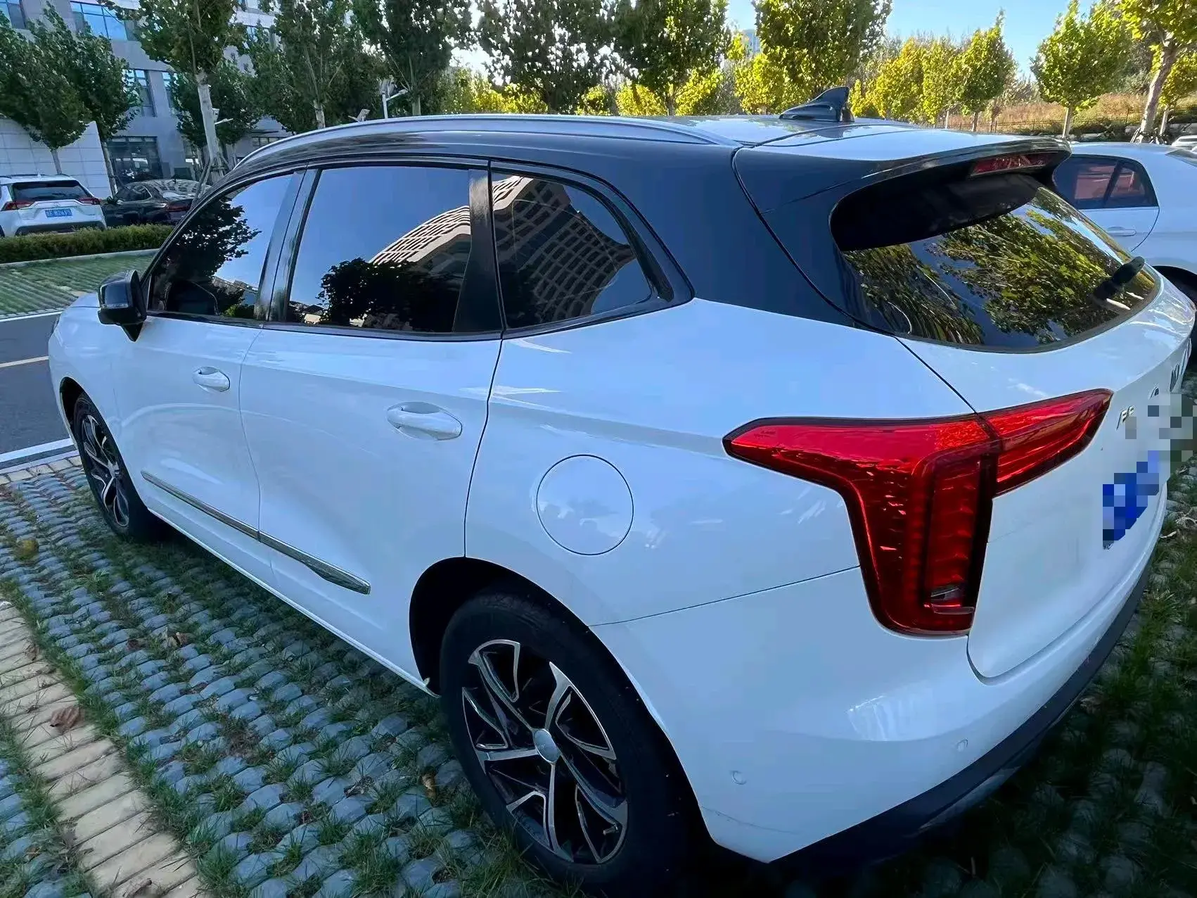 2021 HAVAL JOLION thumbnail 3
