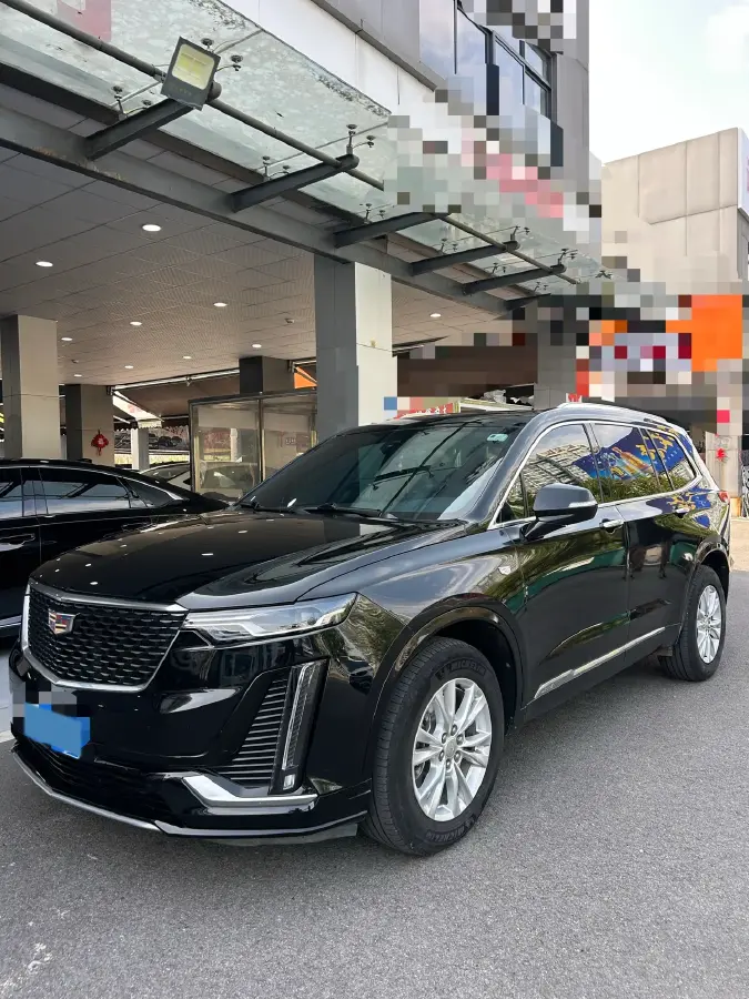 2022 Cadillac XT6 2.0T 237HP L4 9AT