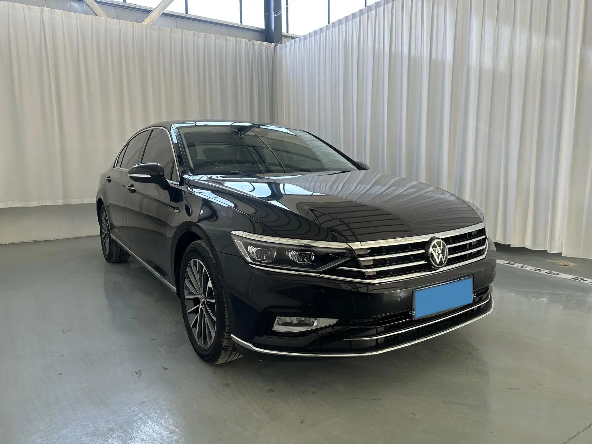 2020 VOLKSWAGEN MAGOTAN thumbnail 3