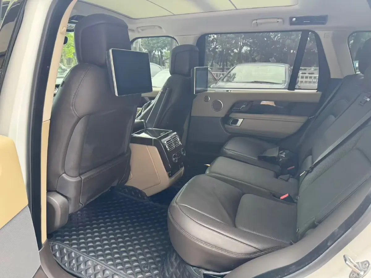 2020 Land Rover Range Rover 3.0T 400HP L6 8AT,autocango,china used car exporter,china ev exporter,chinese used car exporter,chinese used ev exporter