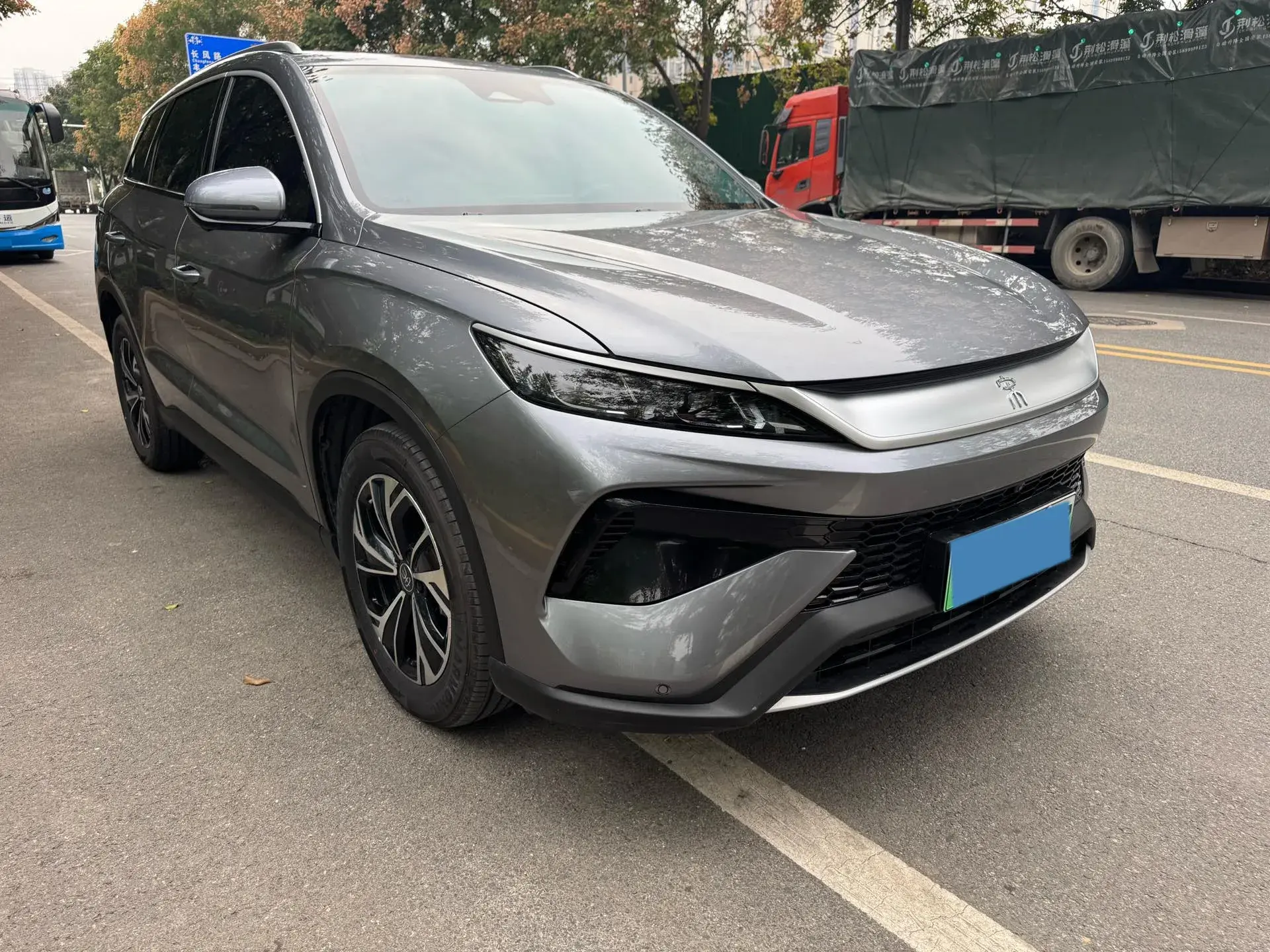 2025 BYD SONG thumbnail 3