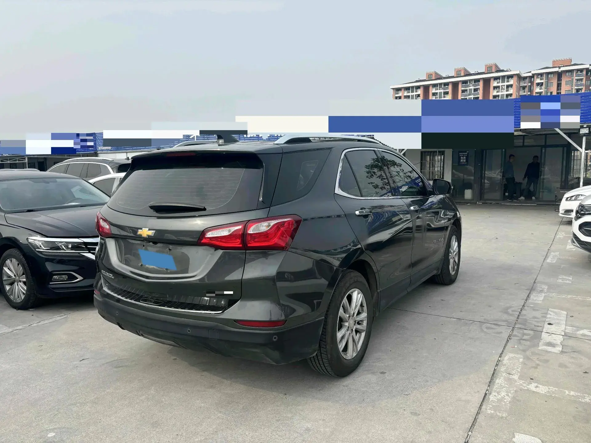 2019 CHEVROLET EQUINOX thumbnail 2