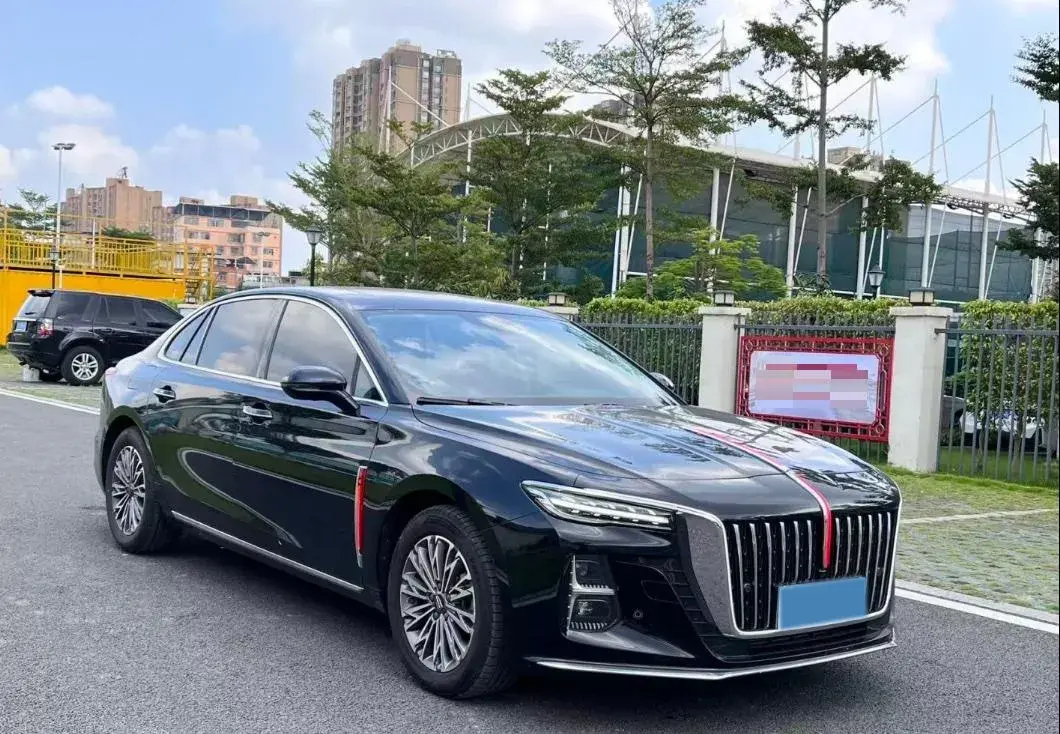 2024 HONGQI H5 thumbnail 3