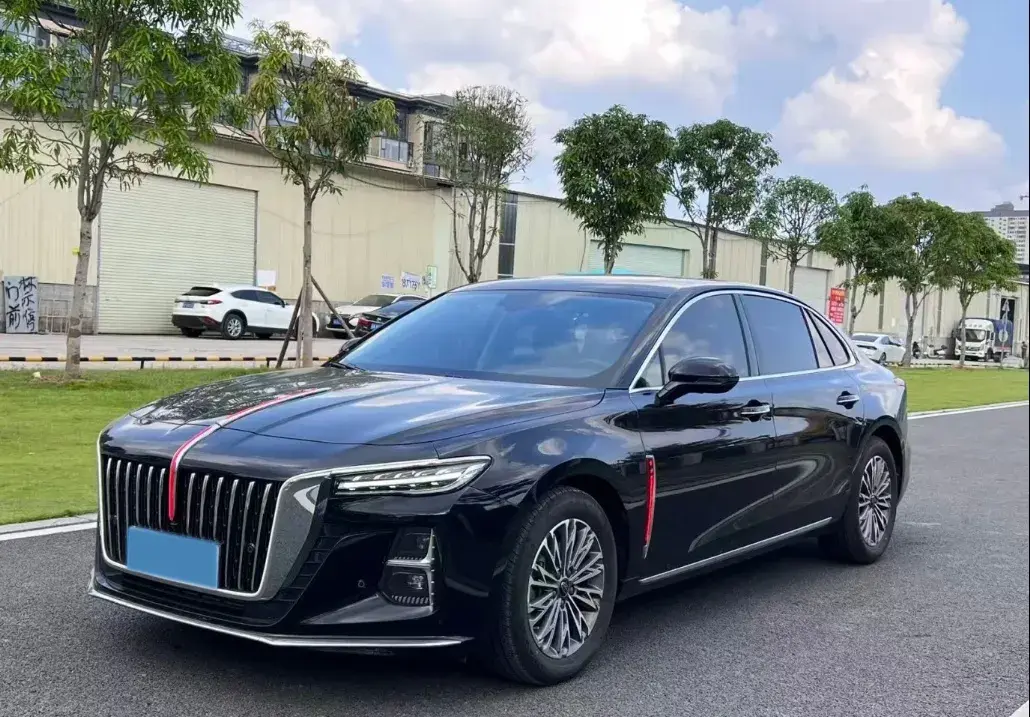2024 HONGQI H5 view 1