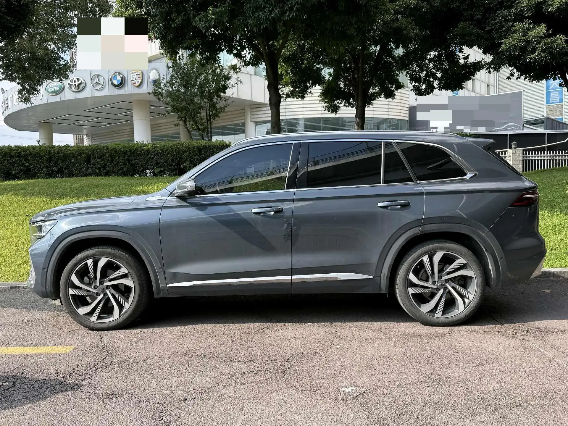 2021 GEELY MONJARO thumbnail 3
