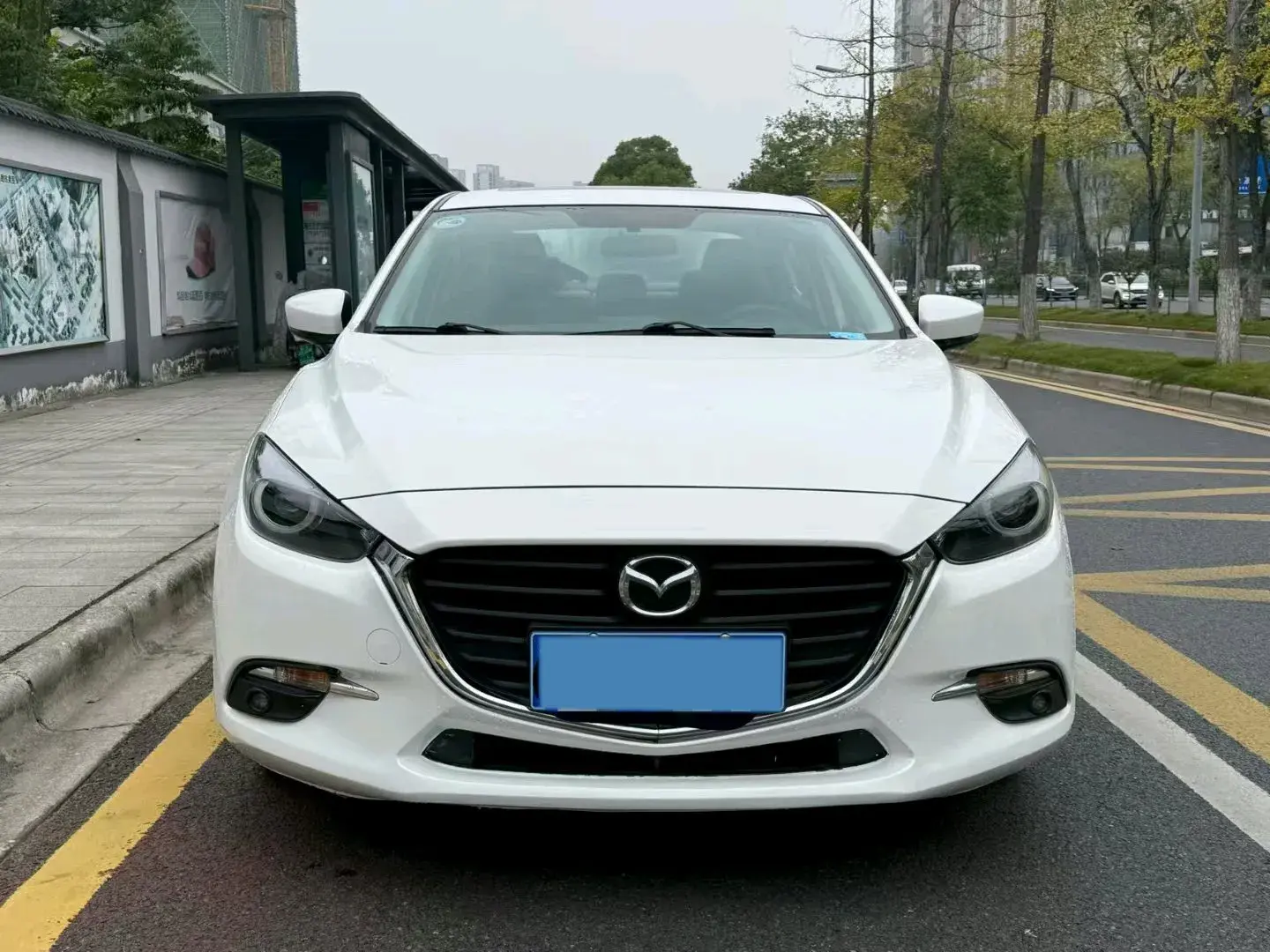 2017 MAZDA 3 thumbnail 2