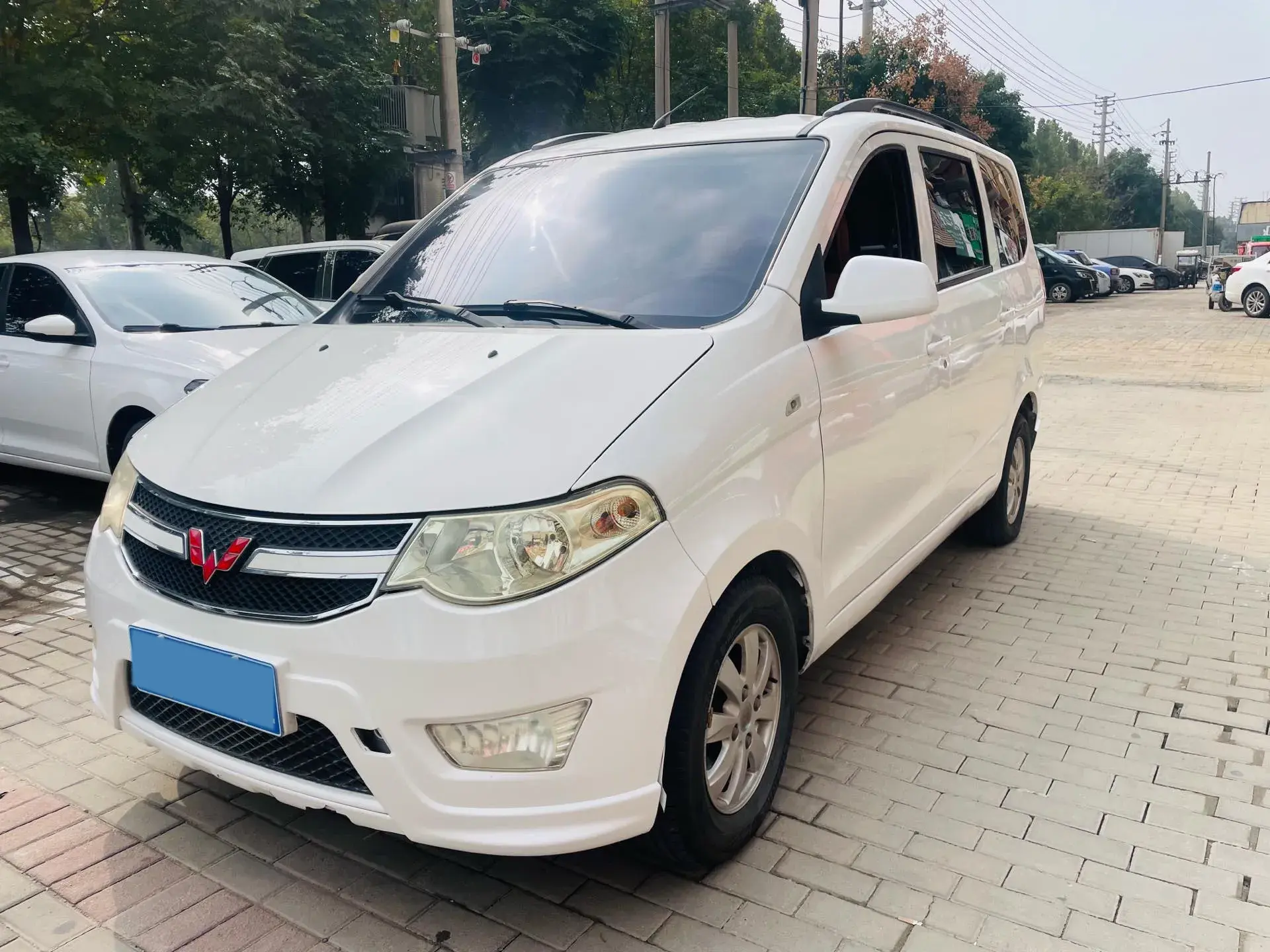 2016 WULING HONGGUANG view 1