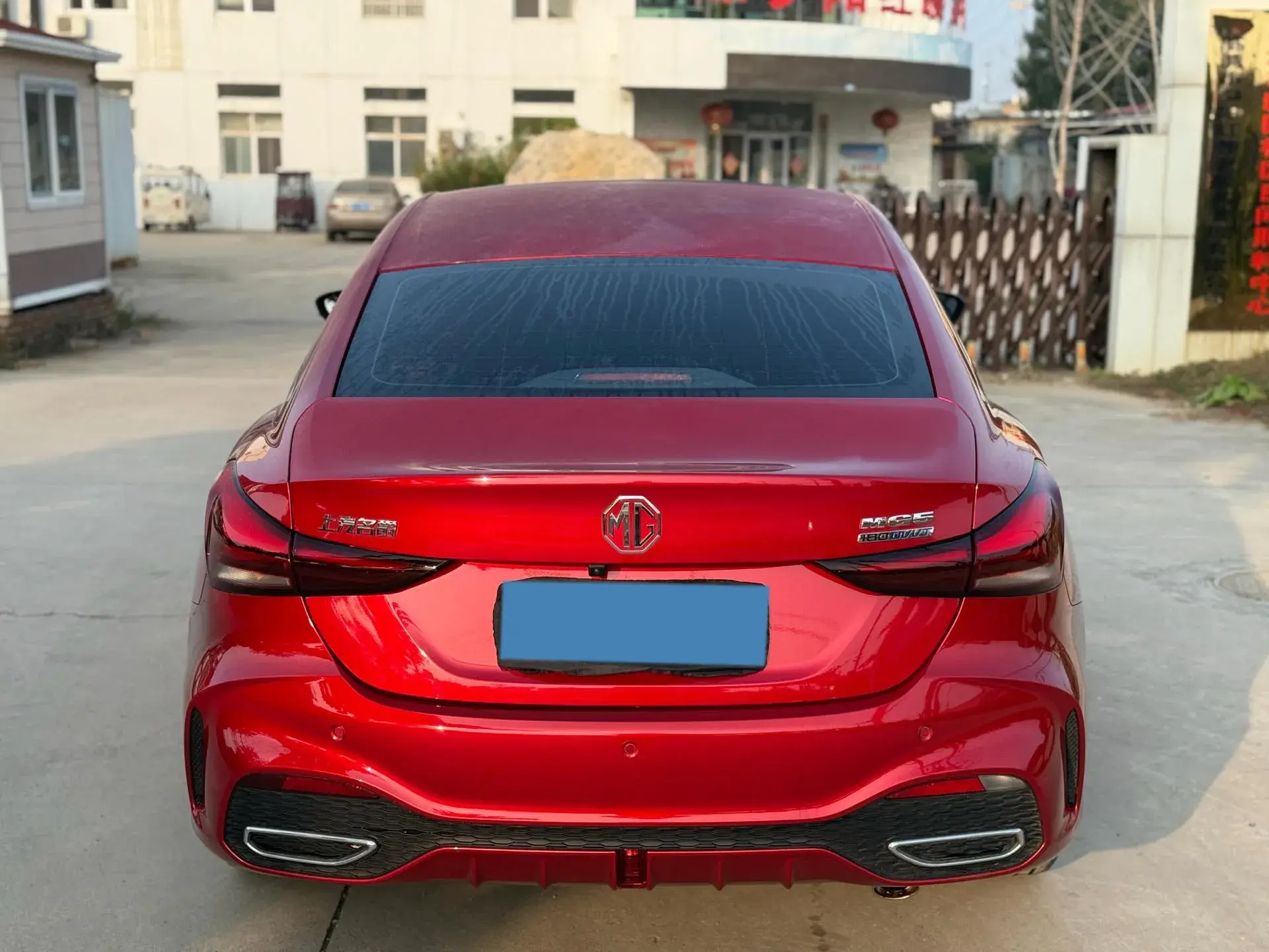 2025 MG 5 thumbnail 4