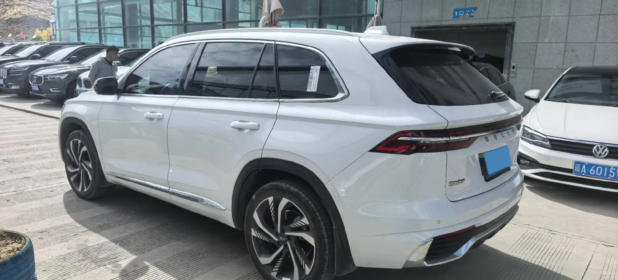 2024 Geely Monjaro 2.0T 238HP L4 8AT,autocango,china used car exporter,china ev exporter,chinese used car exporter,chinese used ev exporter