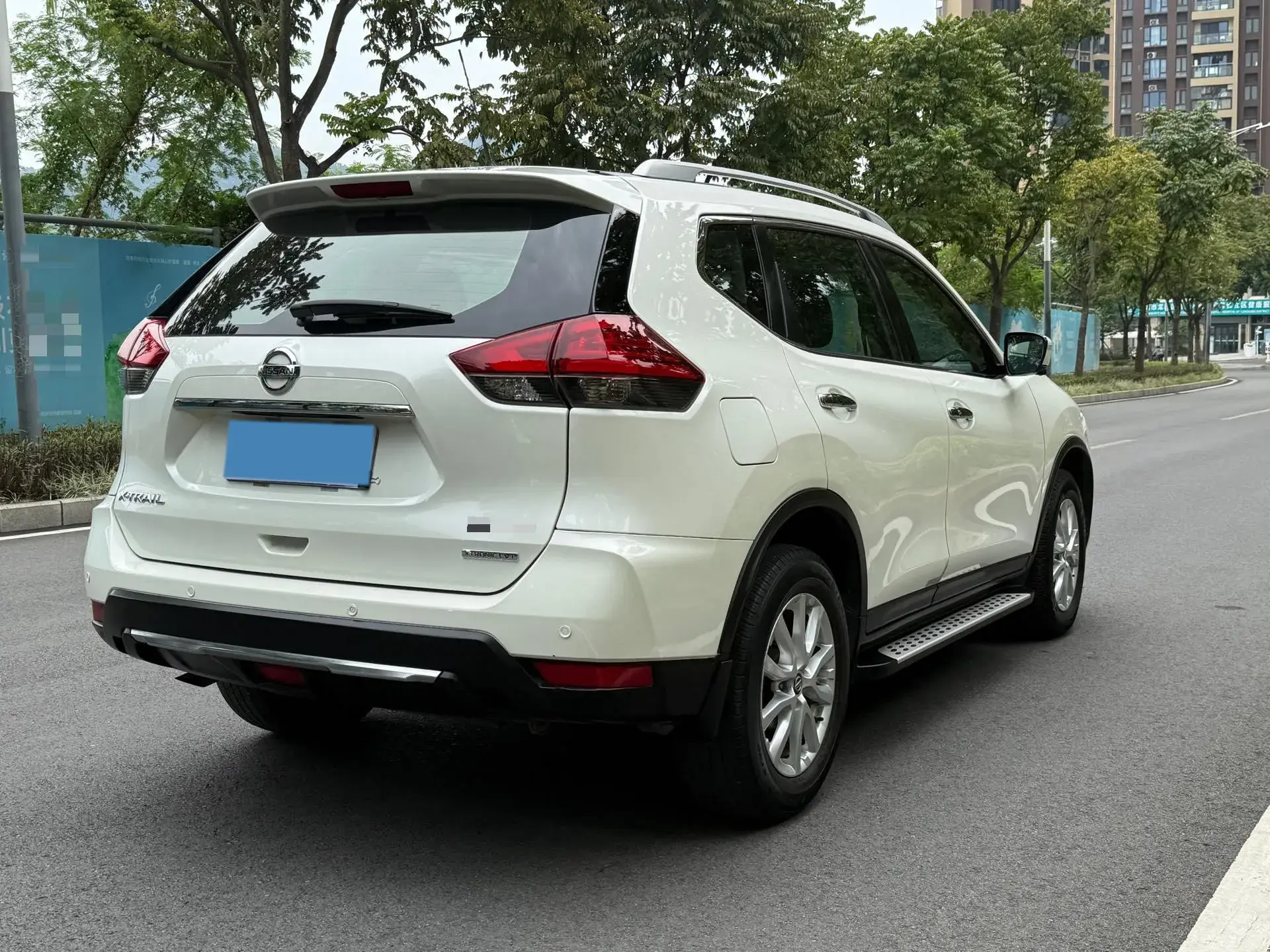 2020 NISSAN X-TRAIL thumbnail 4