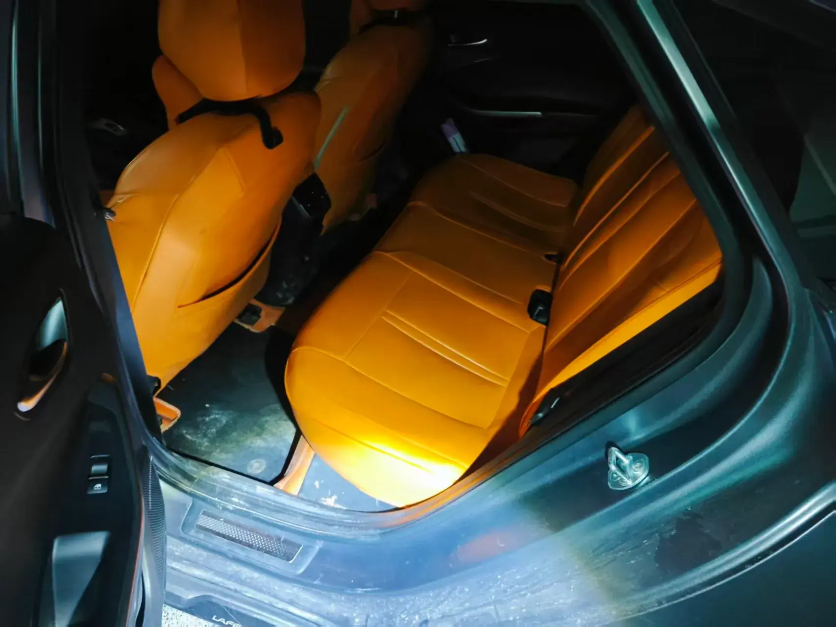 2023 HYUNDAI LA thumbnail 3