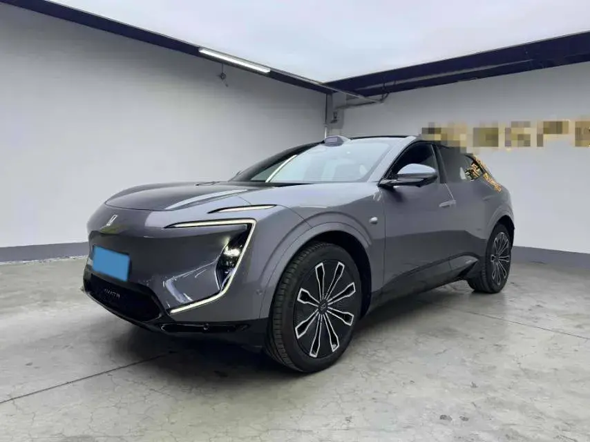 2024 AVATR 07 view 1