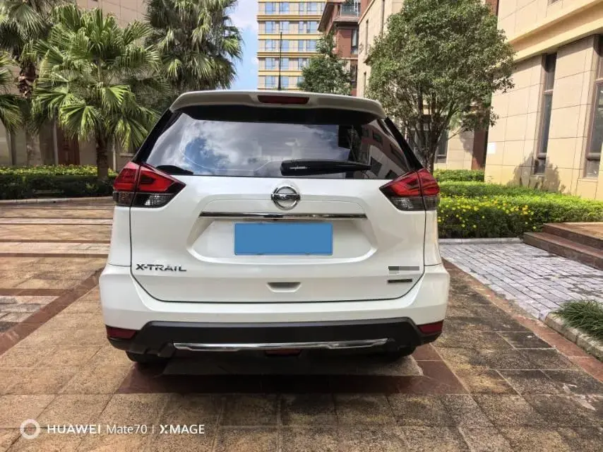 2020 NISSAN X-TRAIL thumbnail 4