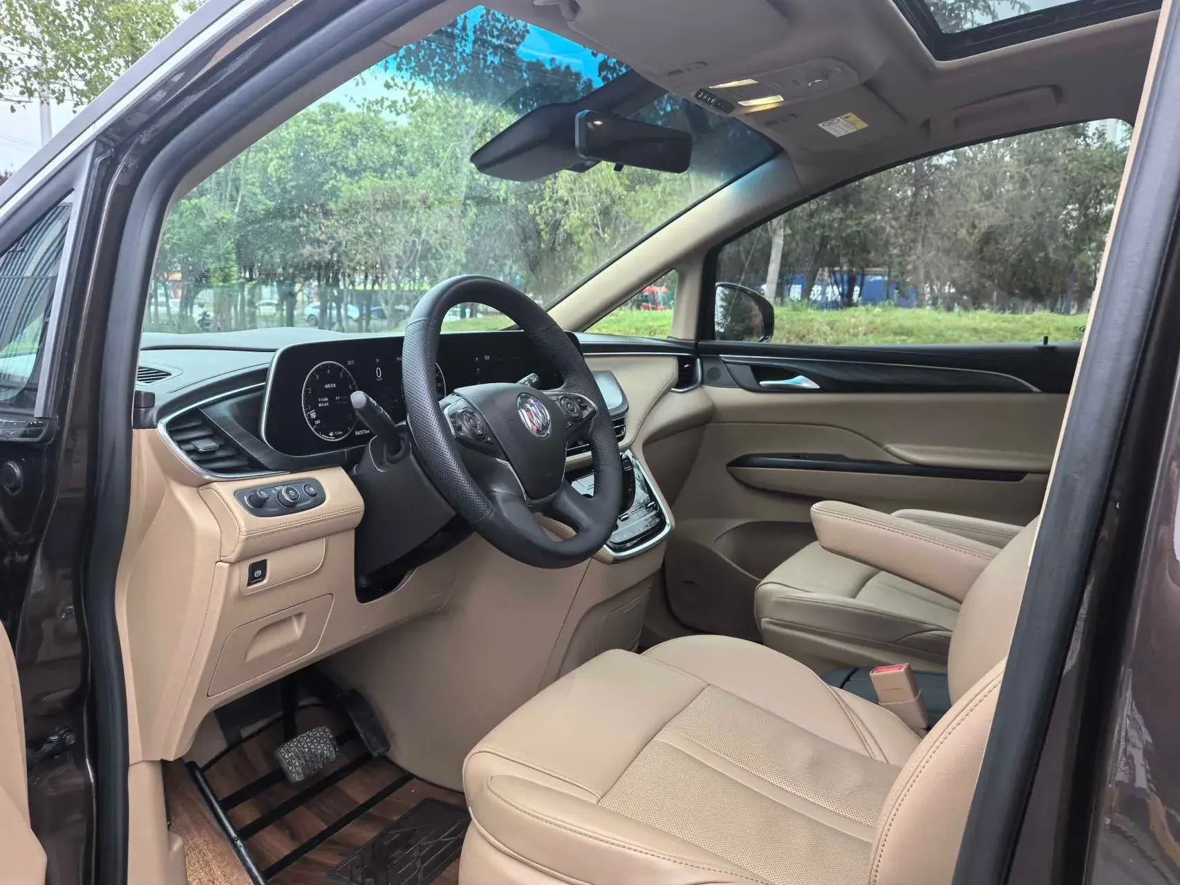 2021 BUICK GL8 thumbnail 4