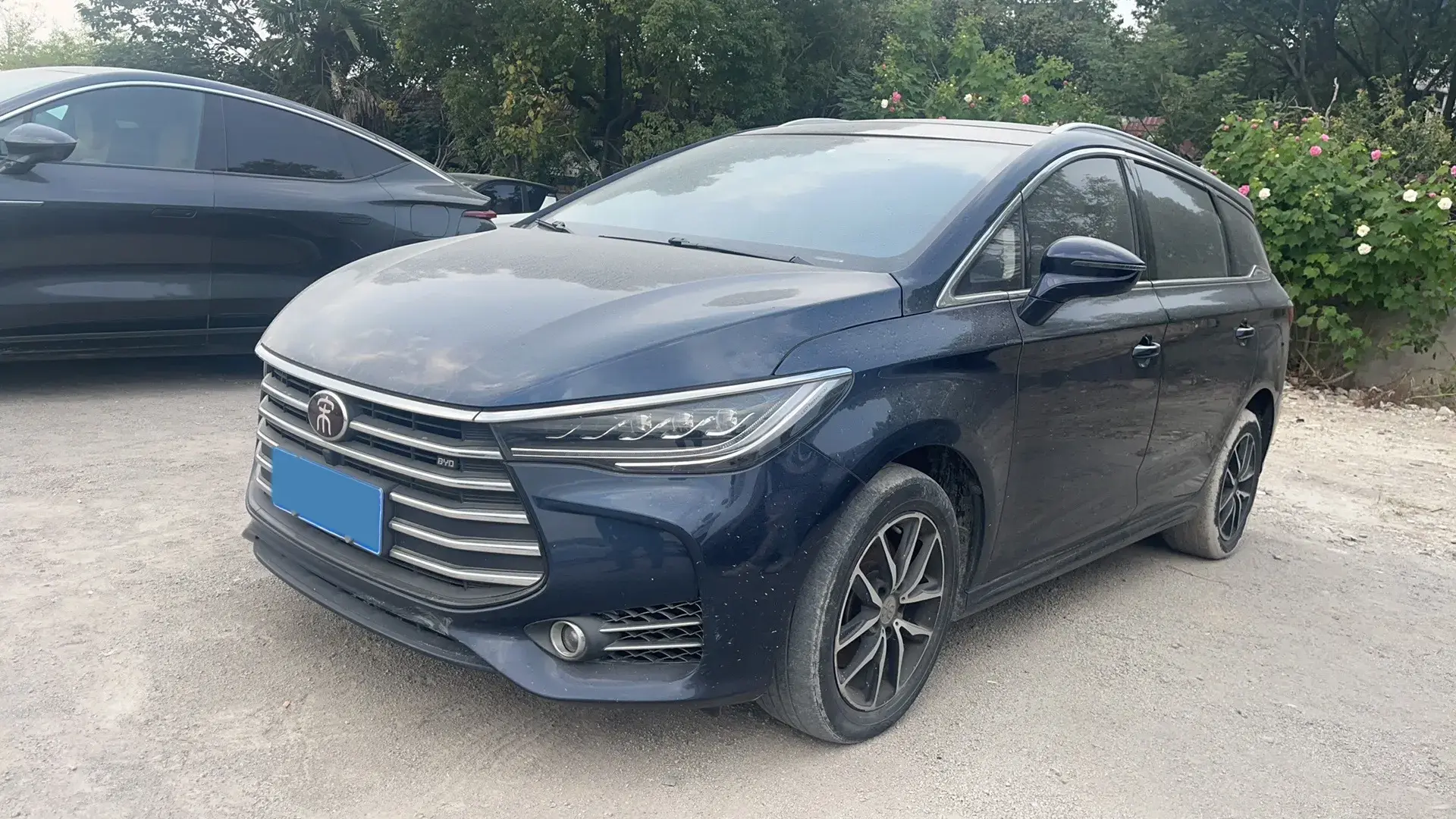 2018 BYD SONG view 1